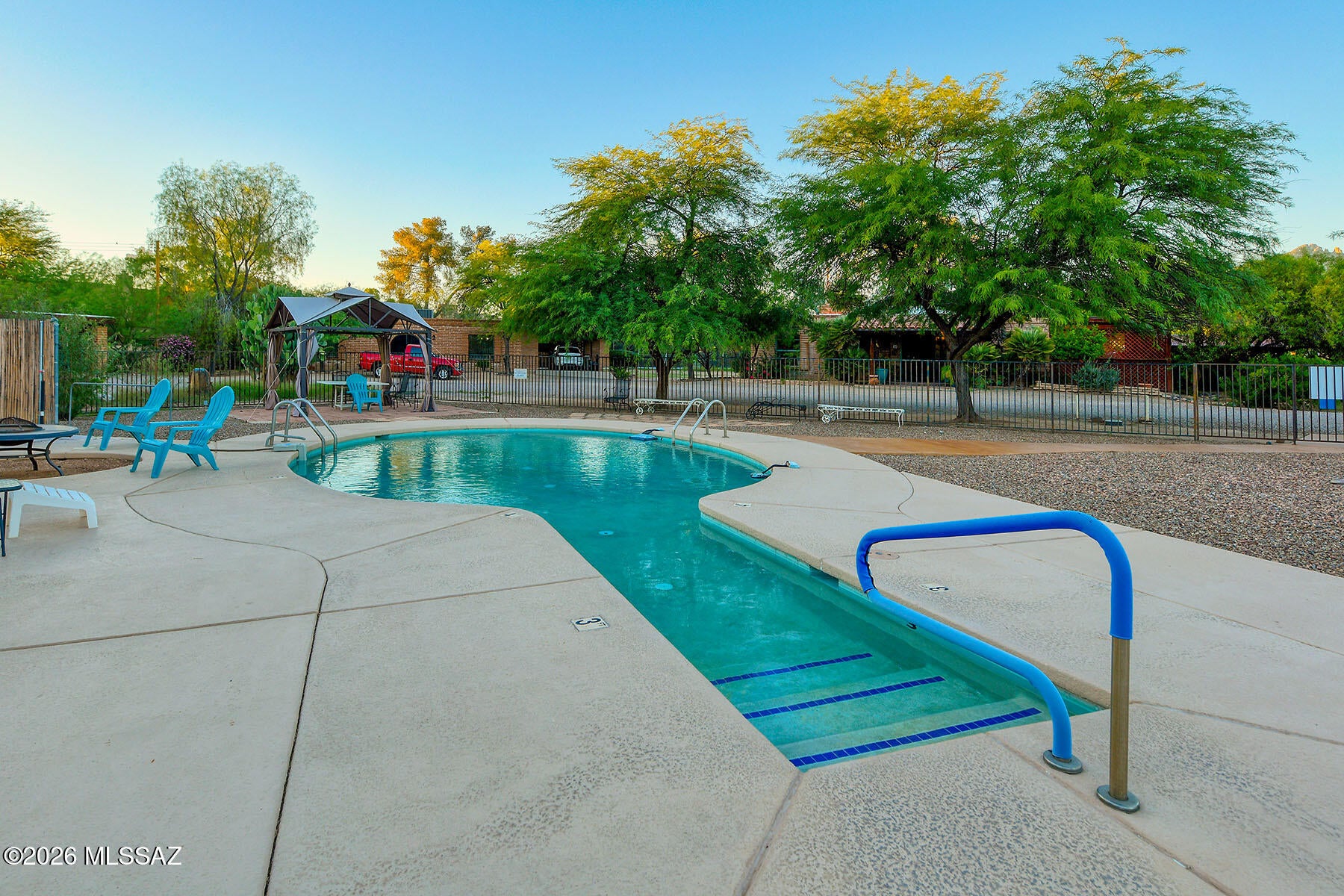 Racquet Club Condominium - Residential