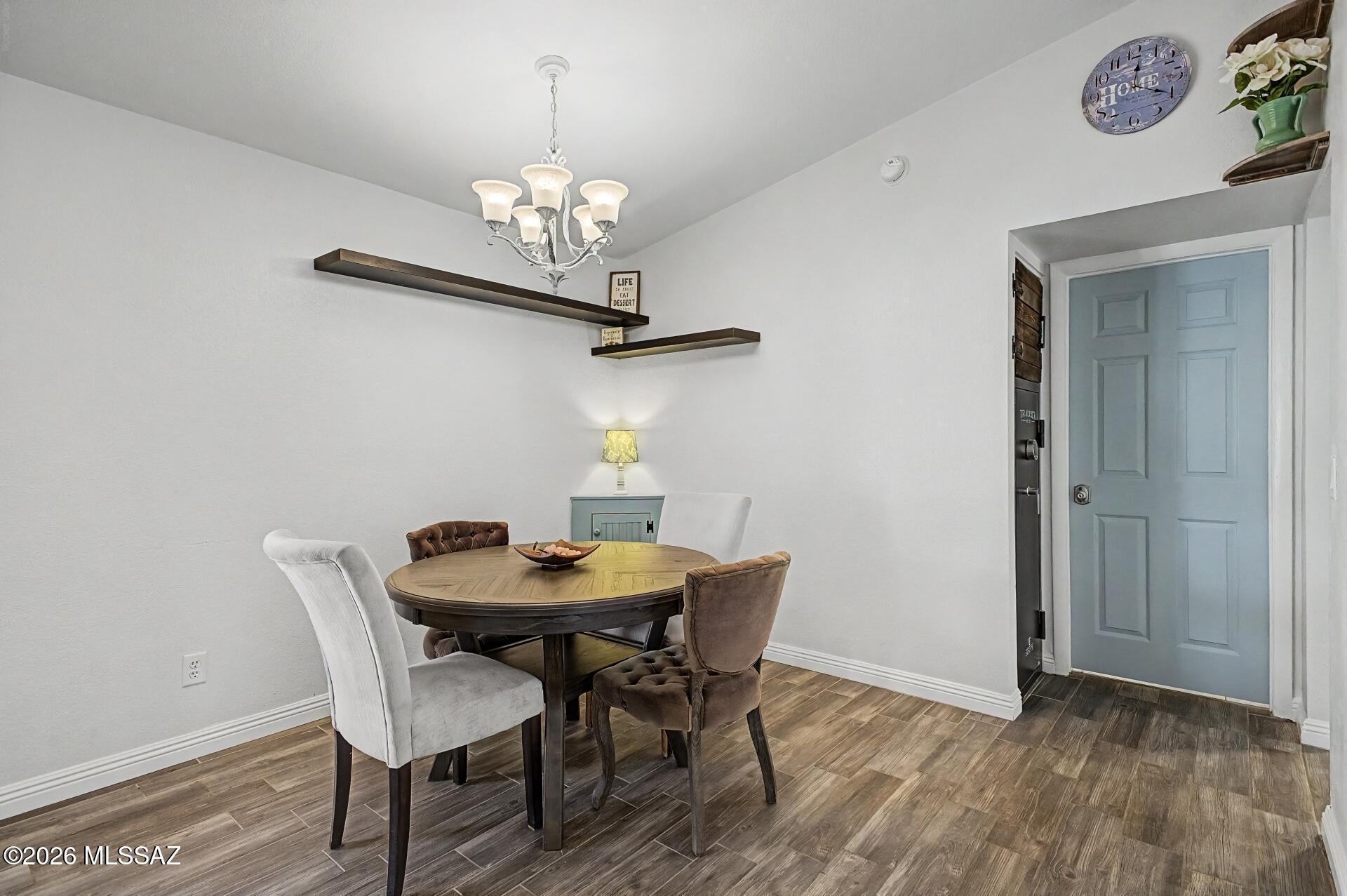 Rancho Feliz (442-647) - Residential