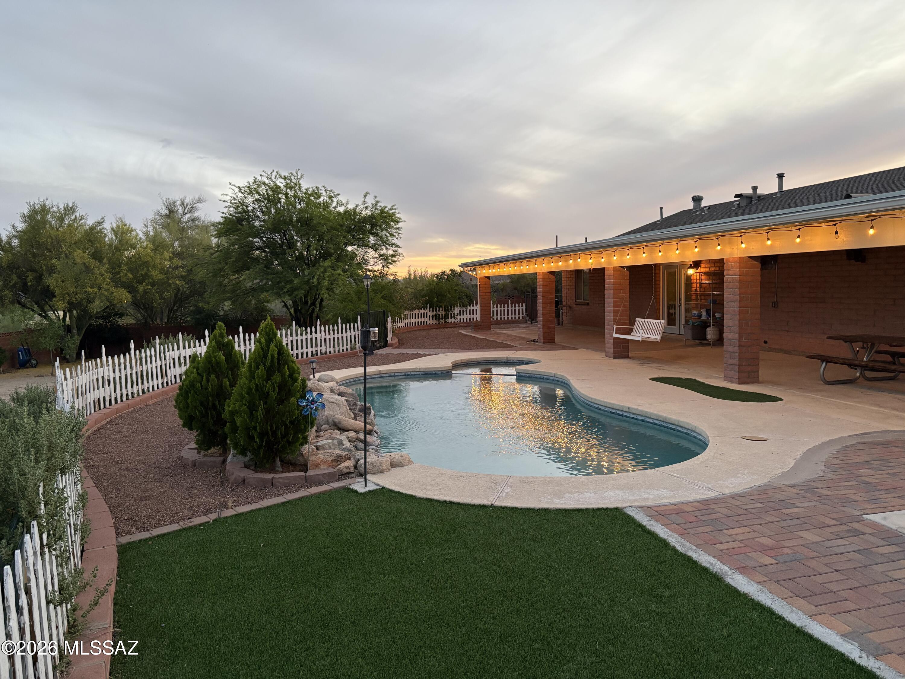 Rancho Feliz (442-647) - Residential