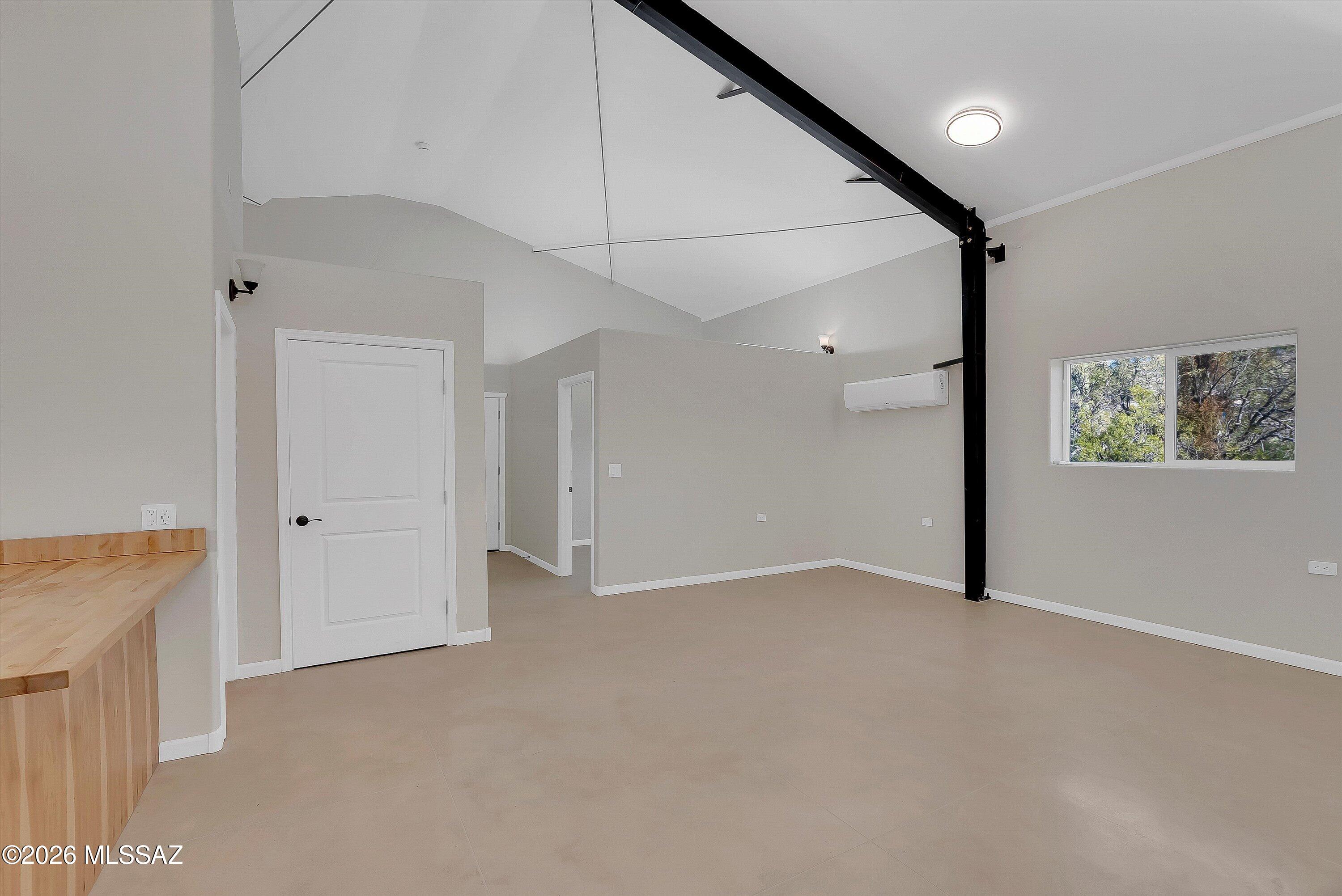 Unsubdivided - Residential