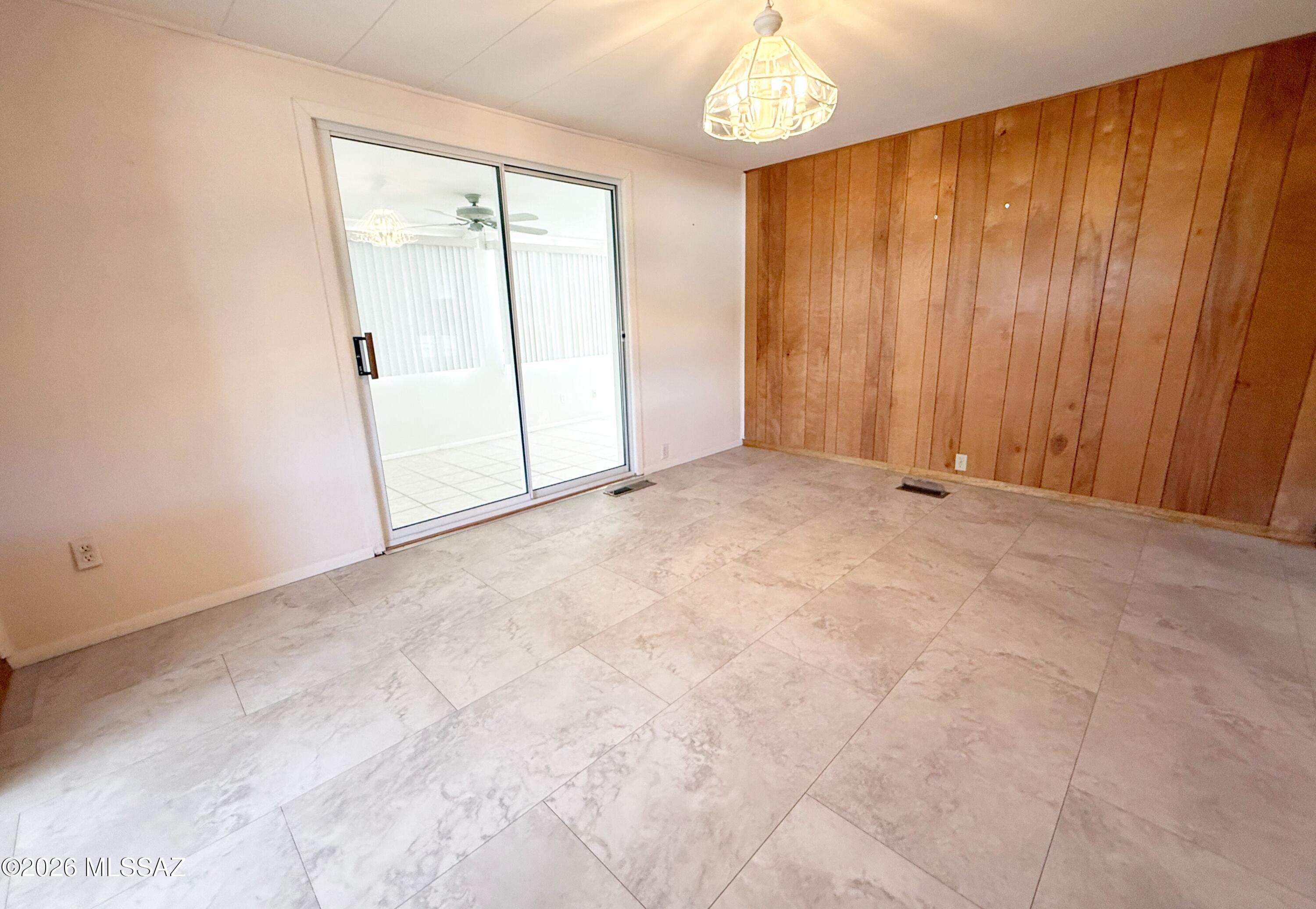 The Highlands (1 - 357) - Residential Lease