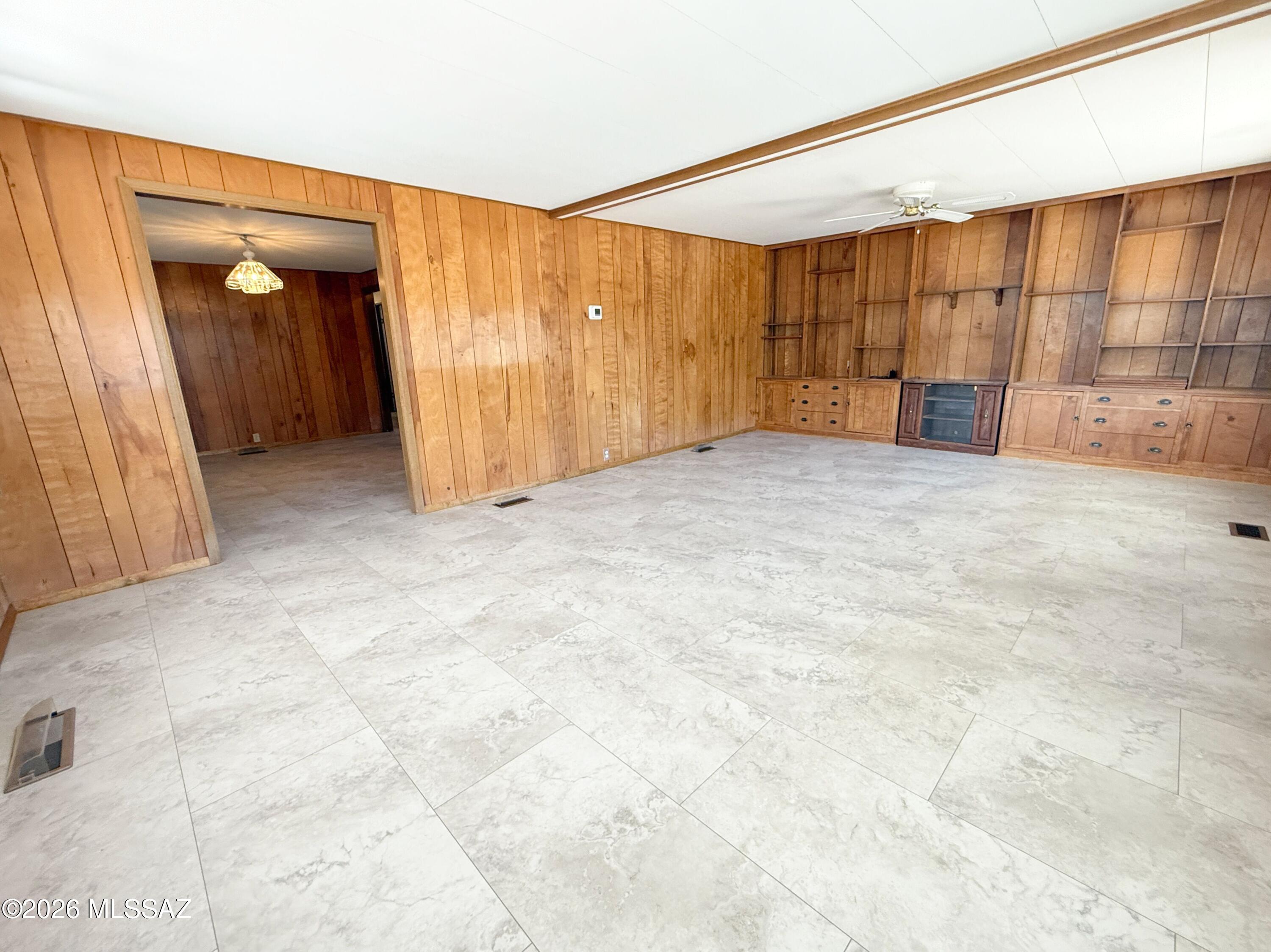 The Highlands (1 - 357) - Residential Lease