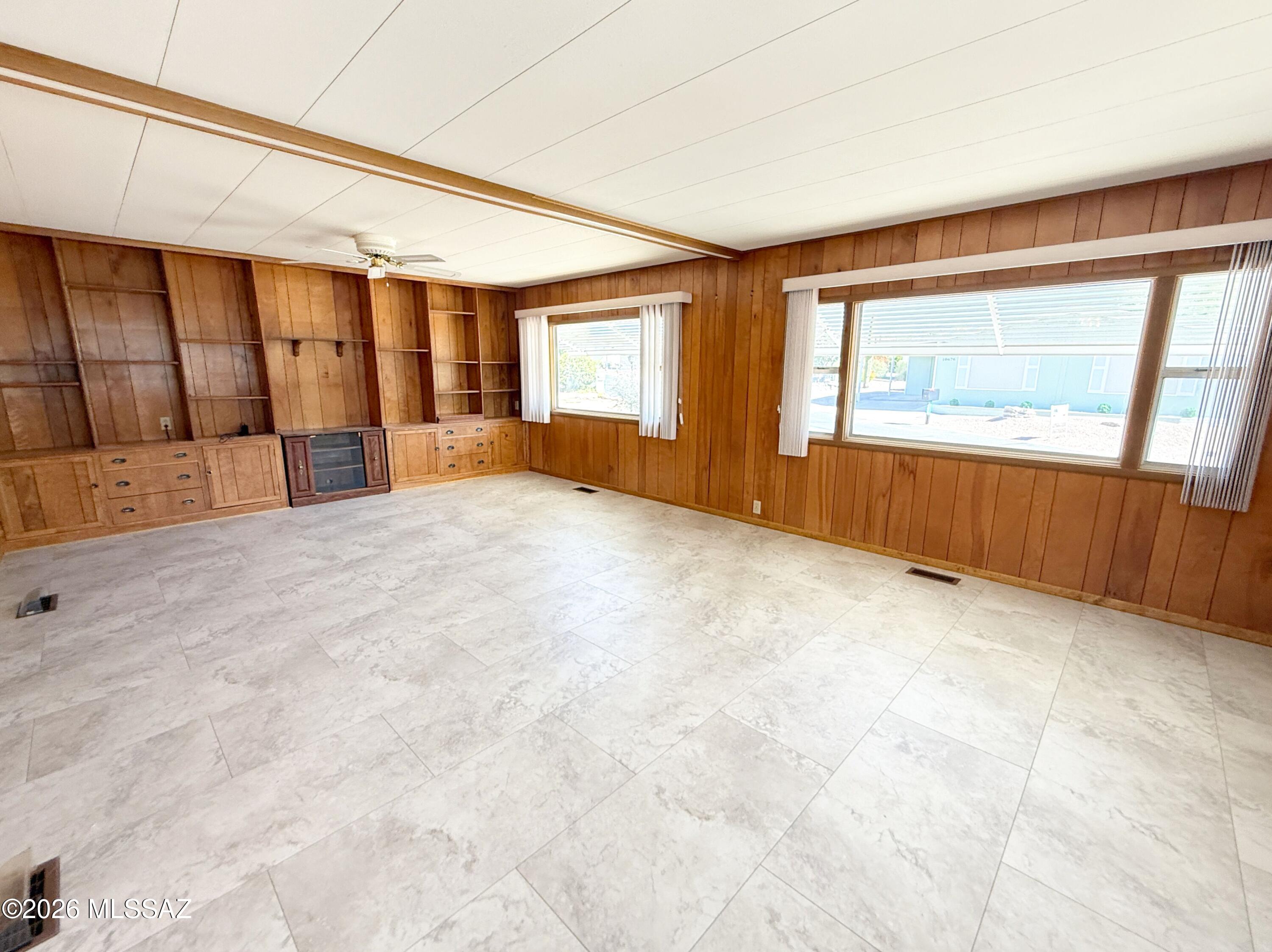 The Highlands (1 - 357) - Residential Lease