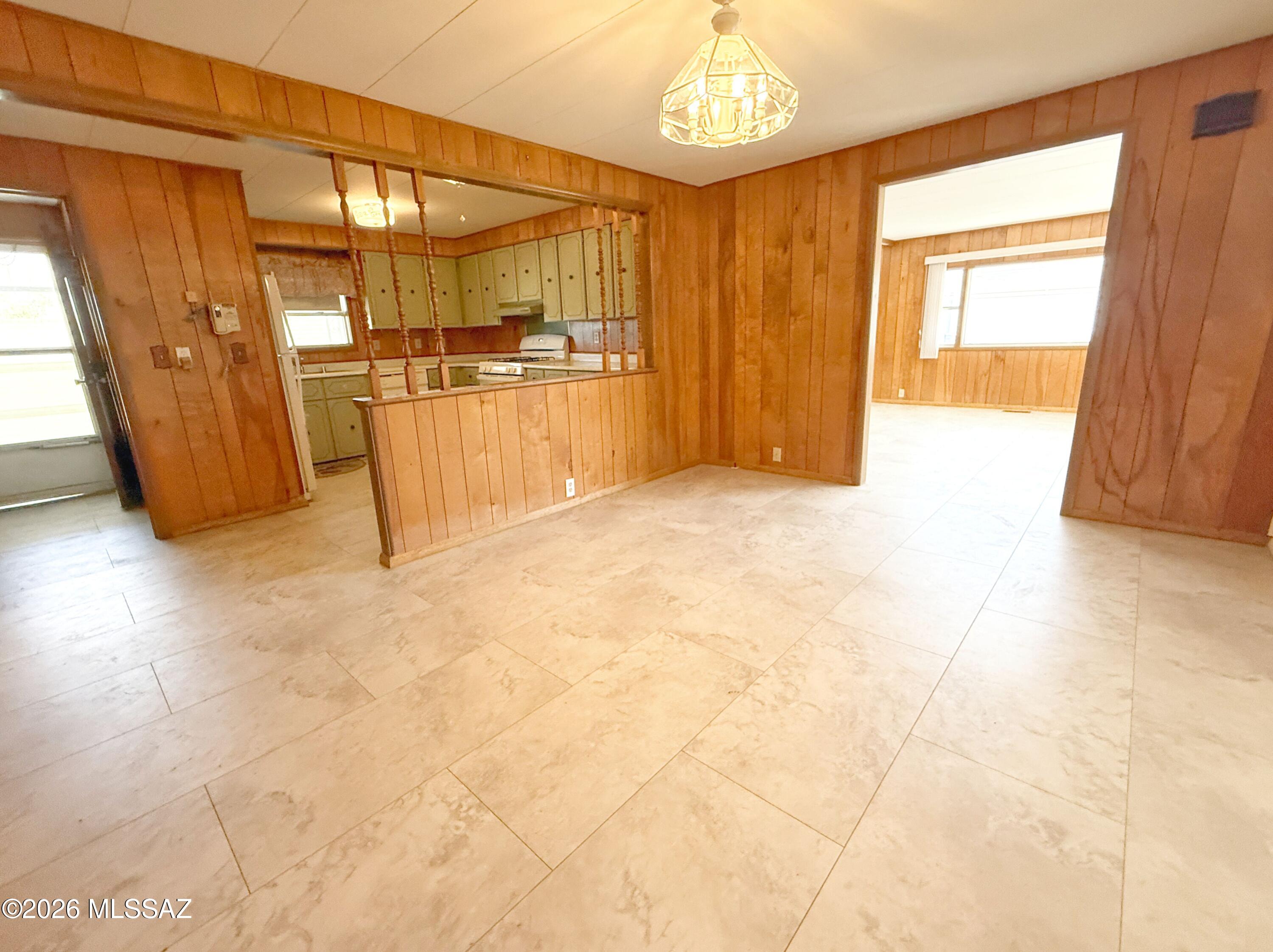 The Highlands (1 - 357) - Residential Lease