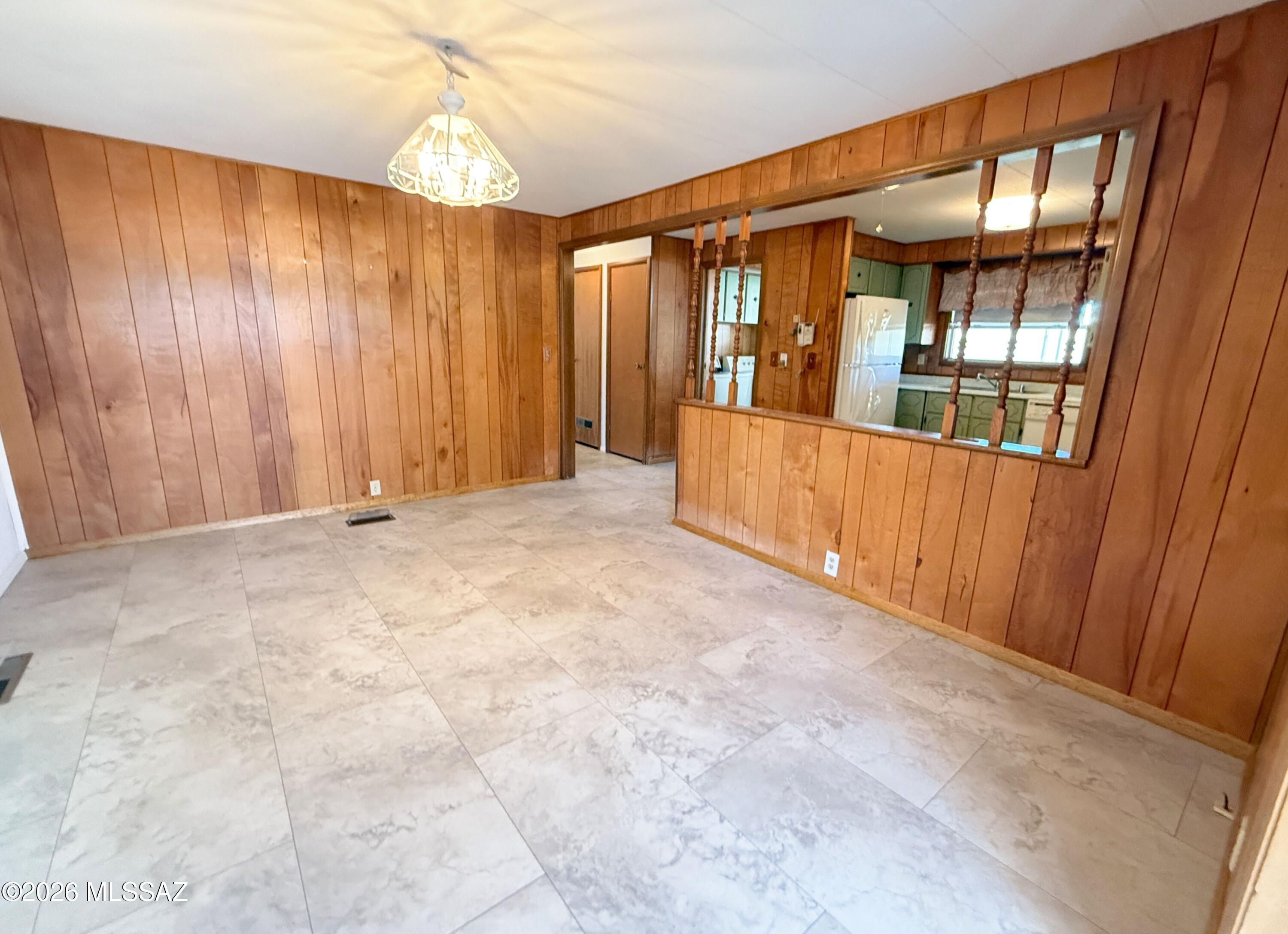 The Highlands (1 - 357) - Residential Lease