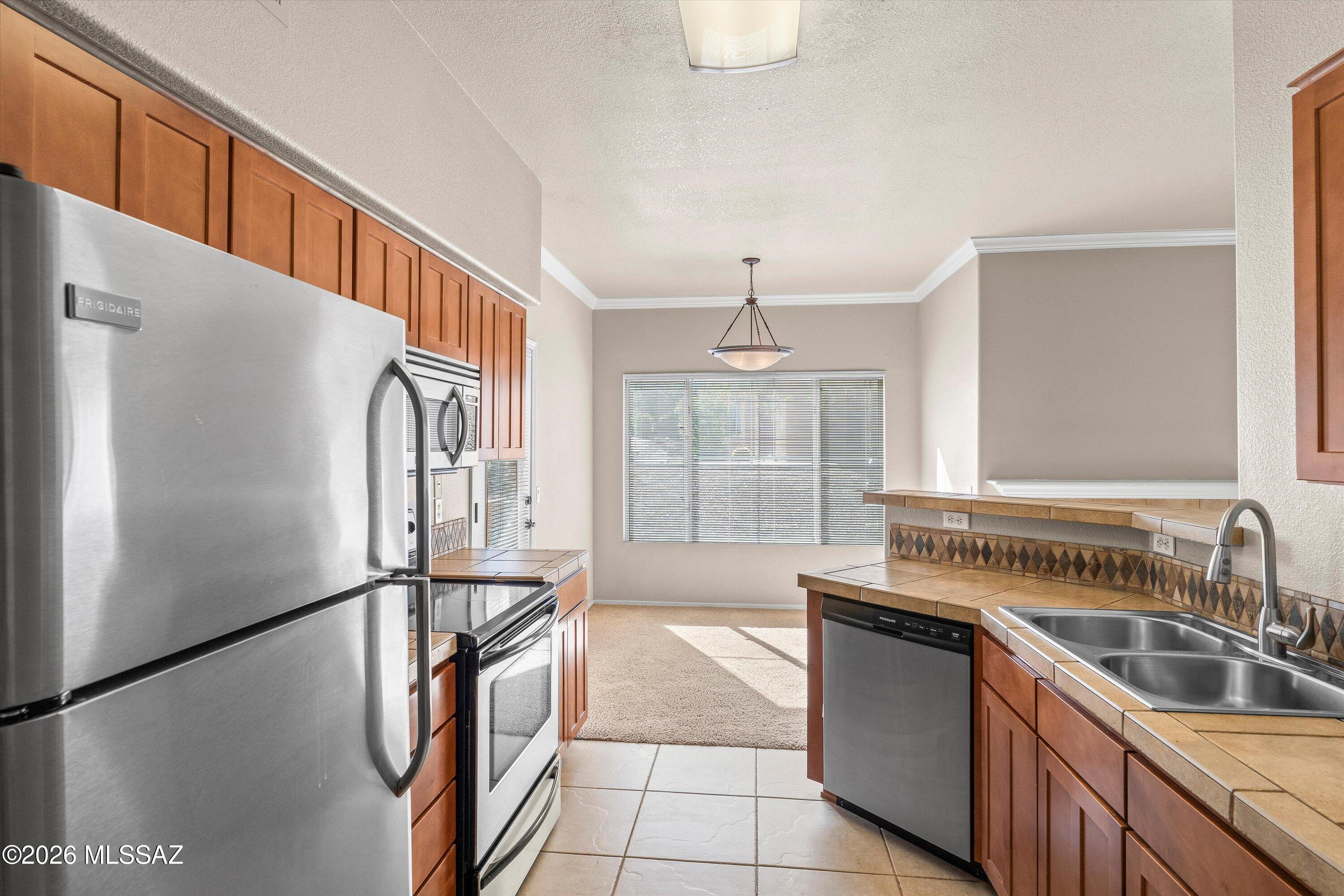 Pinnacle Canyon Condominium - Residential Lease