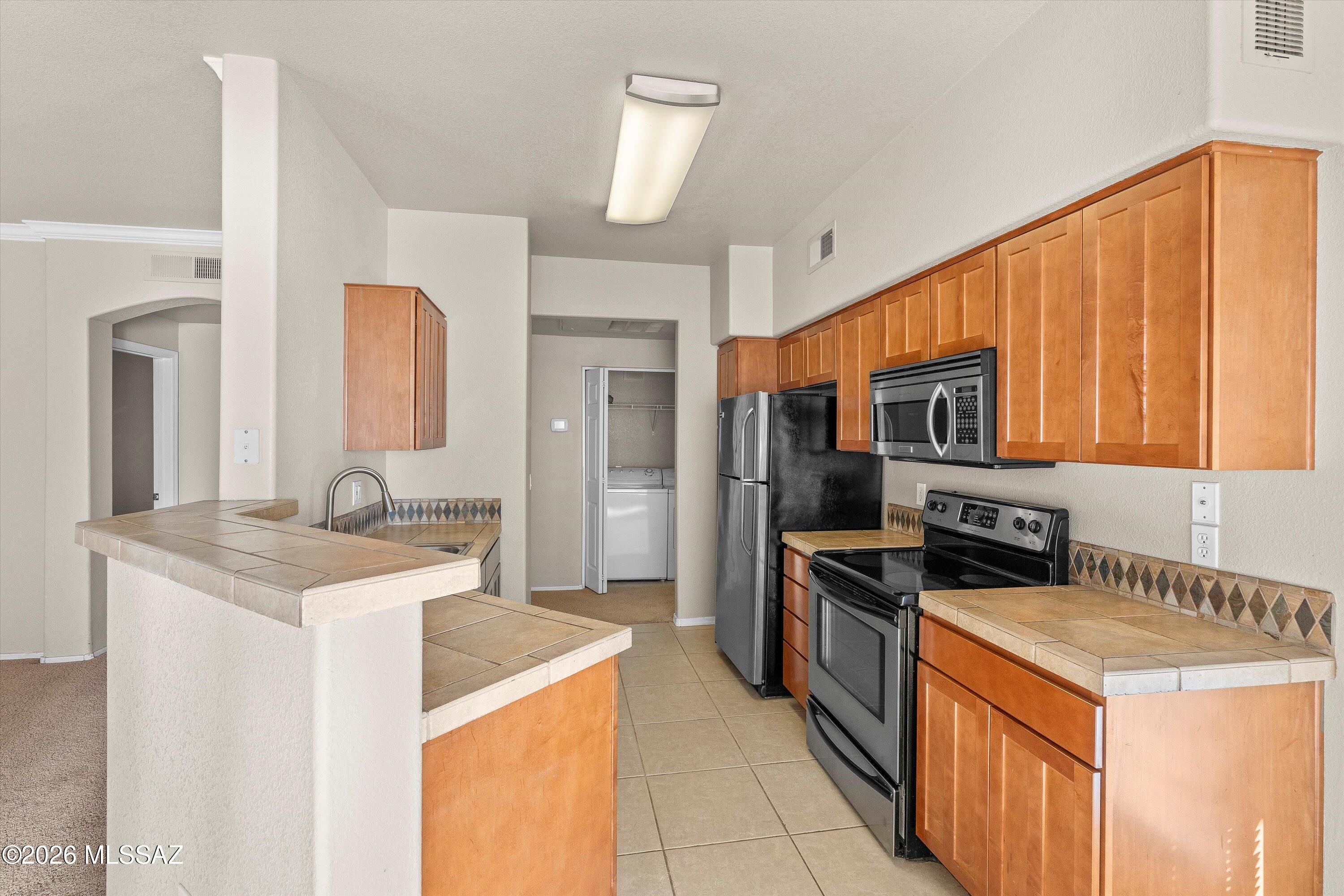 Pinnacle Canyon Condominium - Residential Lease
