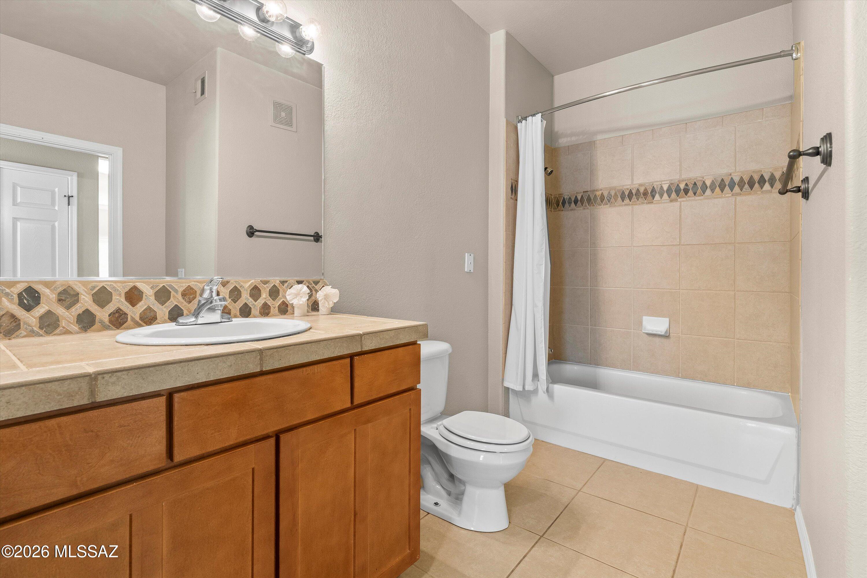 Pinnacle Canyon Condominium - Residential Lease