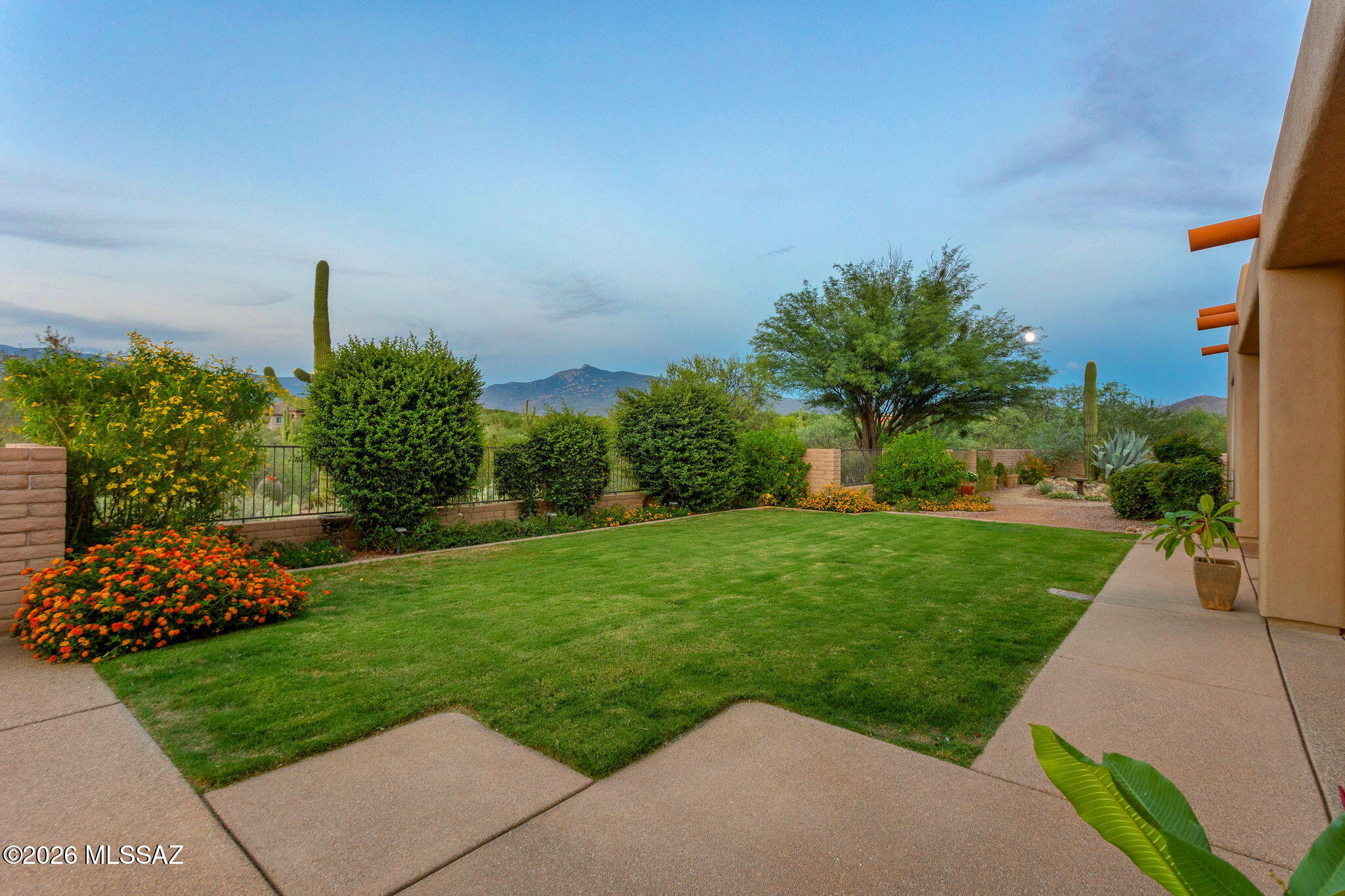 Coyote Creek (1-395) - Residential