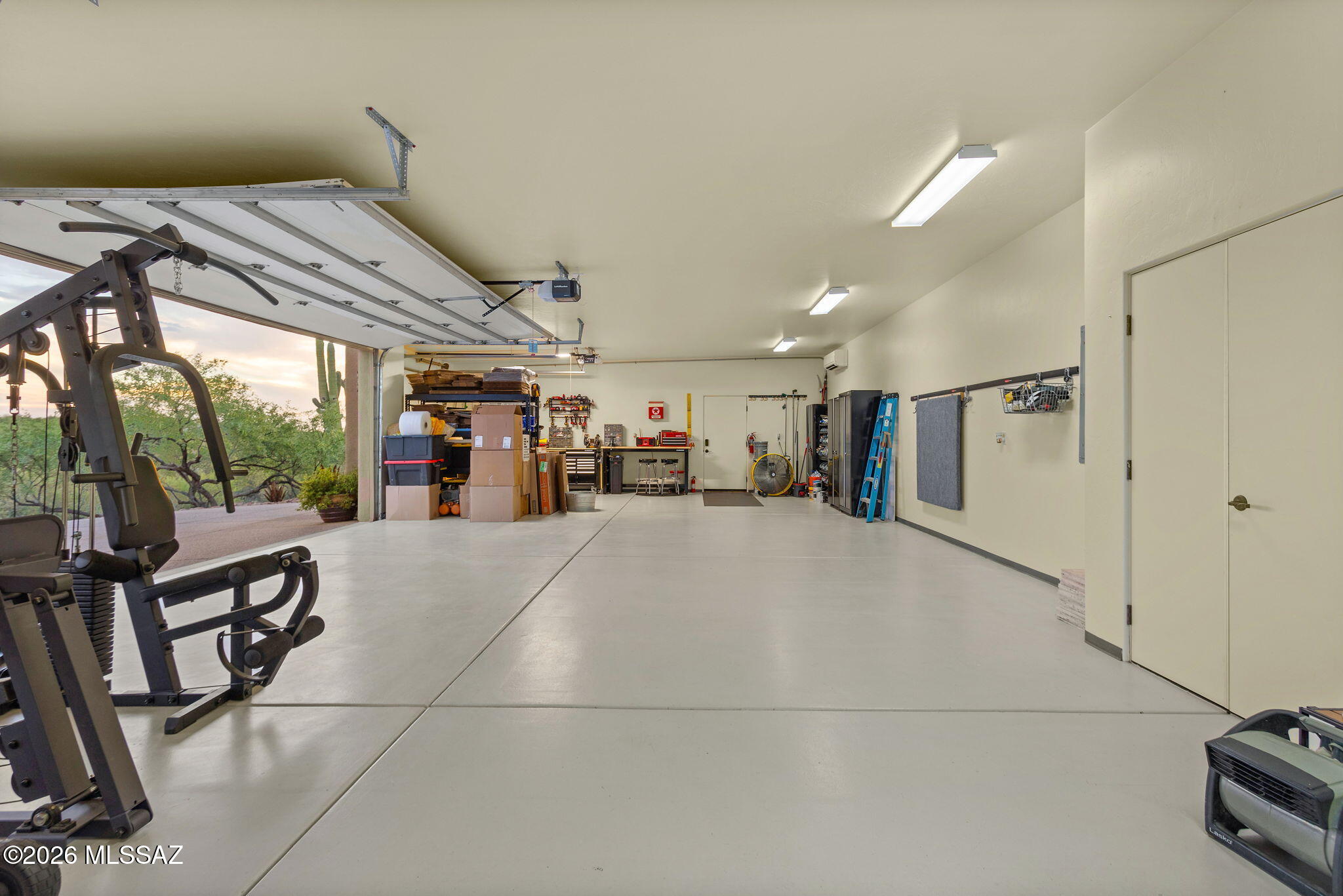 Coyote Creek (1-395) - Residential