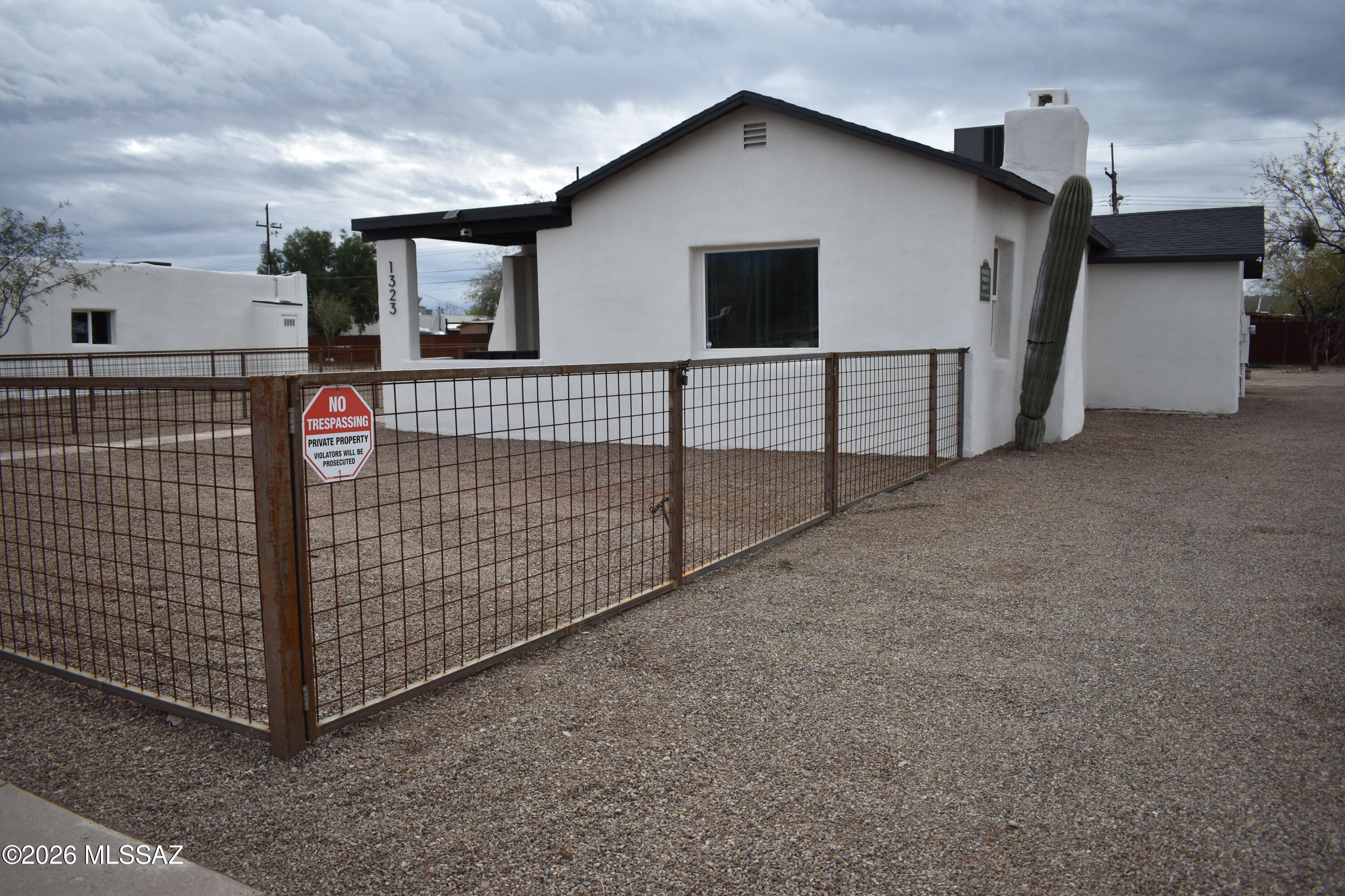 El Rio Park - Residential Lease