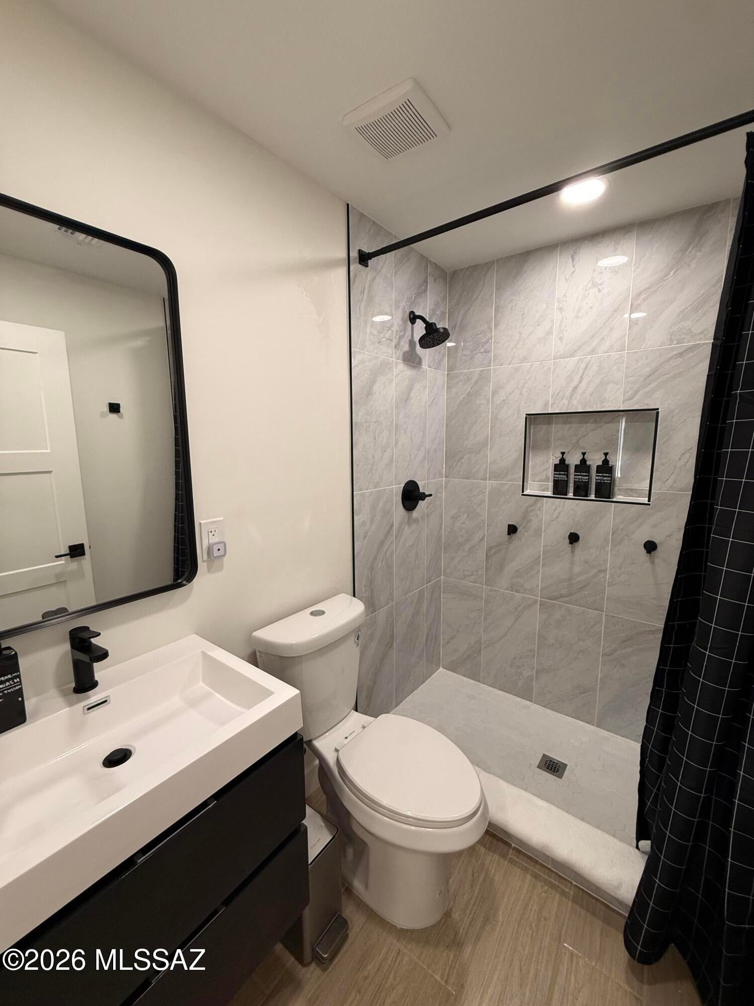 El Rio Park - Residential Lease