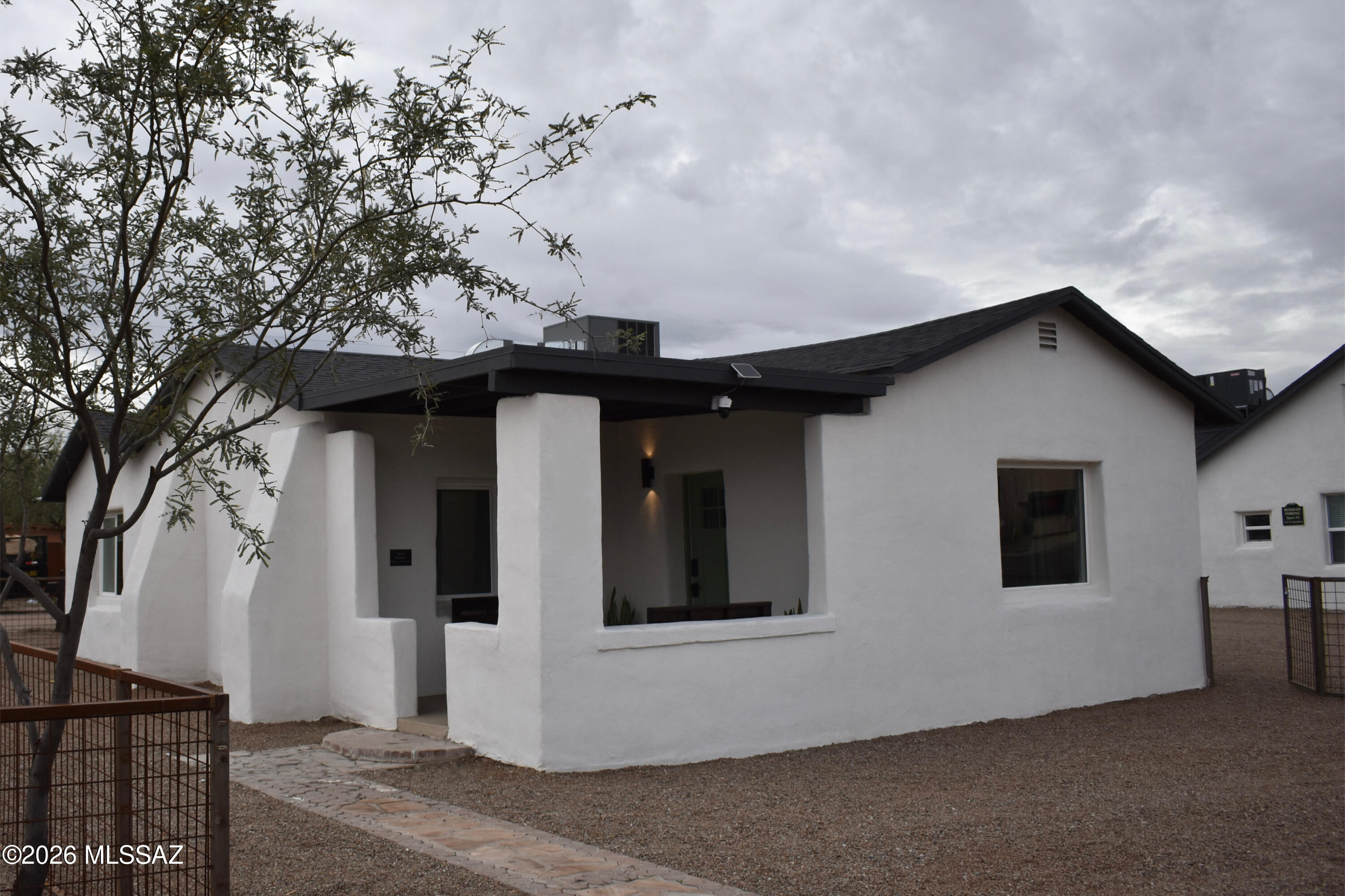 El Rio Park - Residential Lease