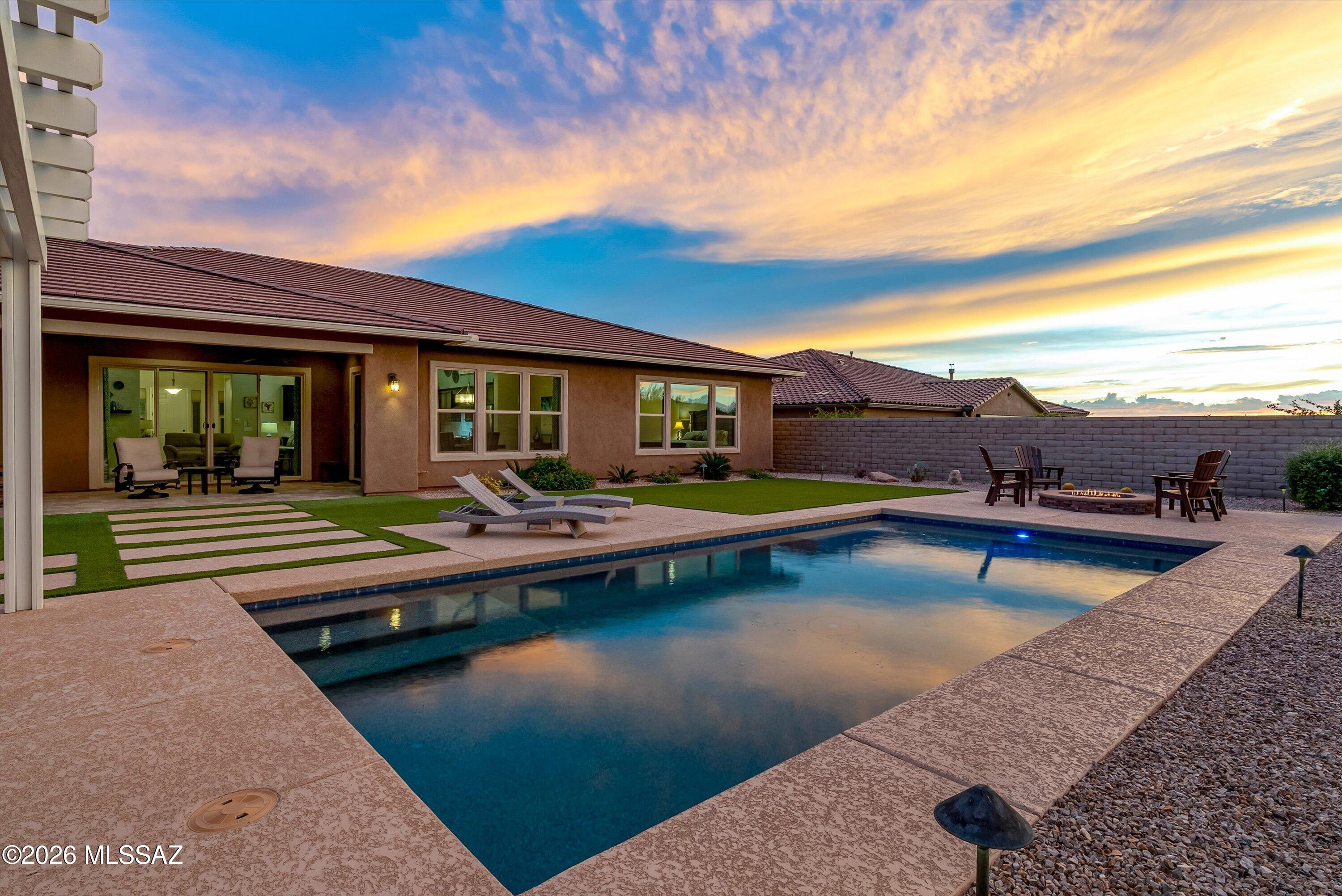 Boulder Bridge Pass II At Dove Mountain SQ20143250154 - Residential