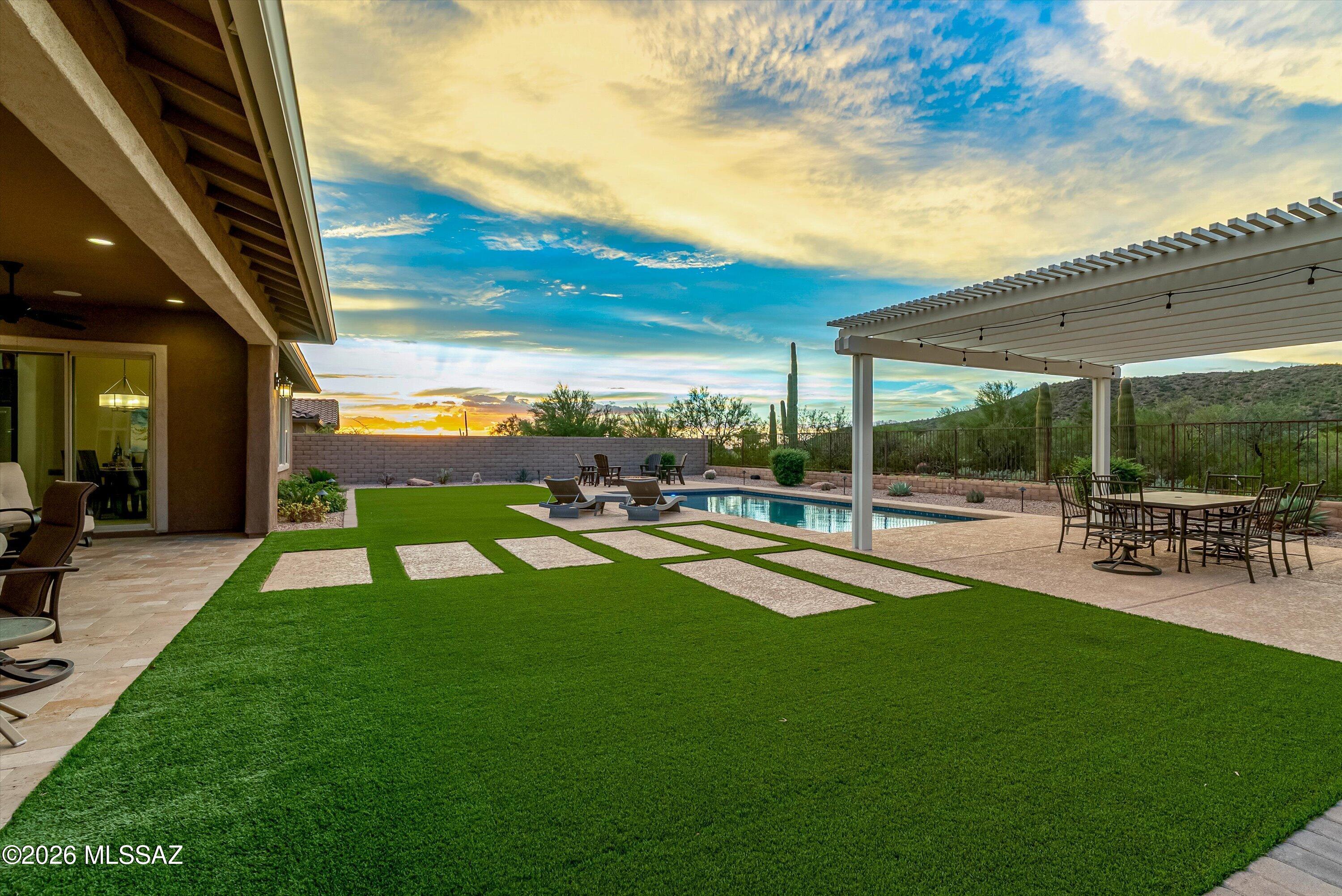 Boulder Bridge Pass II At Dove Mountain SQ20143250154 - Residential