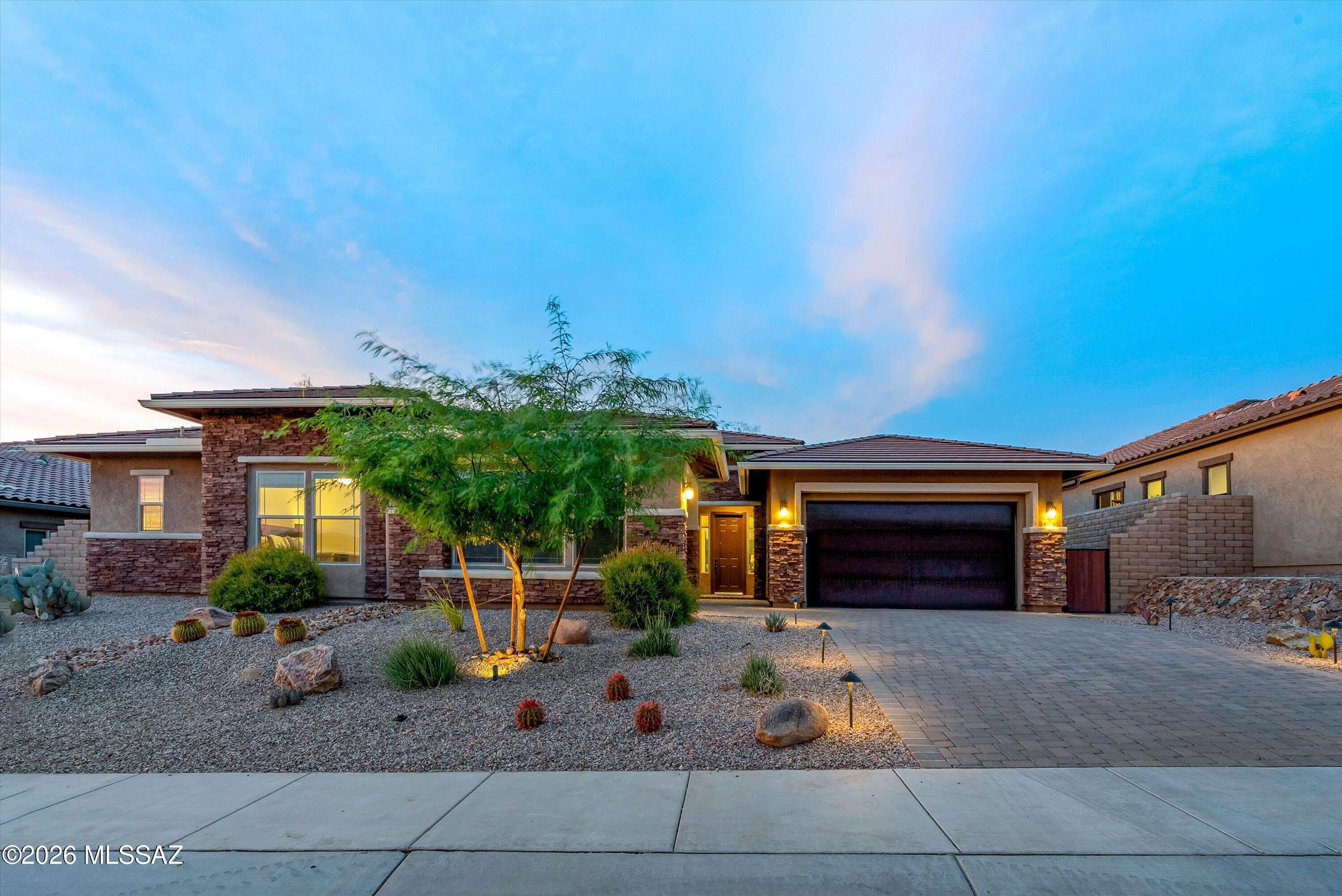 Boulder Bridge Pass II At Dove Mountain SQ20143250154 - Residential