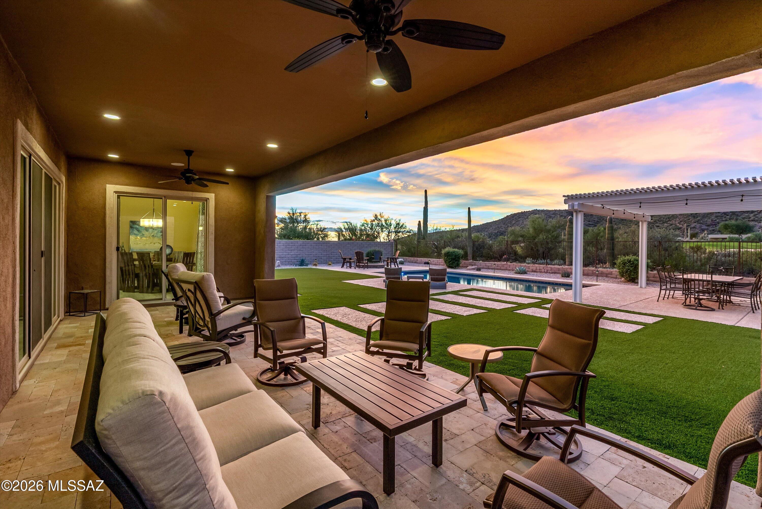 Boulder Bridge Pass II At Dove Mountain SQ20143250154 - Residential