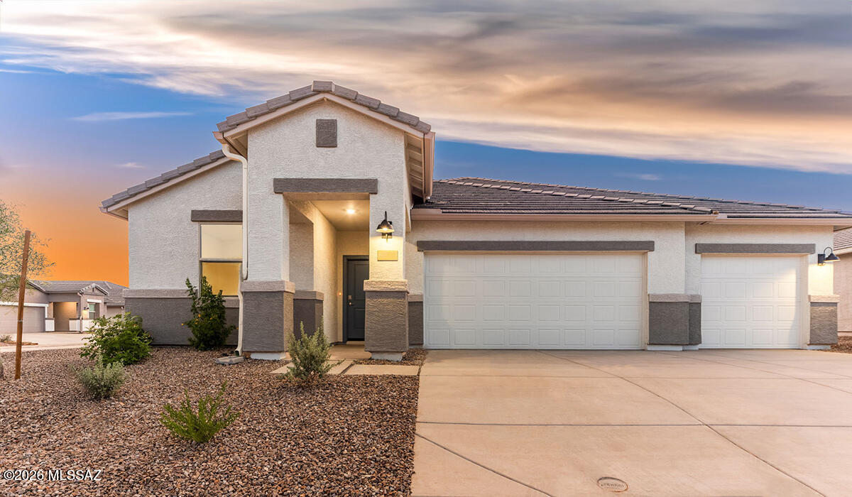 Welcome to the Jerome floor plan in the desirable Entrada del Toro community in Sahuarita! This single-story home offers 5 bedrooms, 3 bathrooms, and 2444 sqft. of open-concept living. The spacious great room flows into the kitchen and dining area, perfect for everyday living and entertaining. Entrada del Toro offers parks, playgrounds, walking paths, and breath-taking mountain views, with convenient access to shopping, dining and schools.