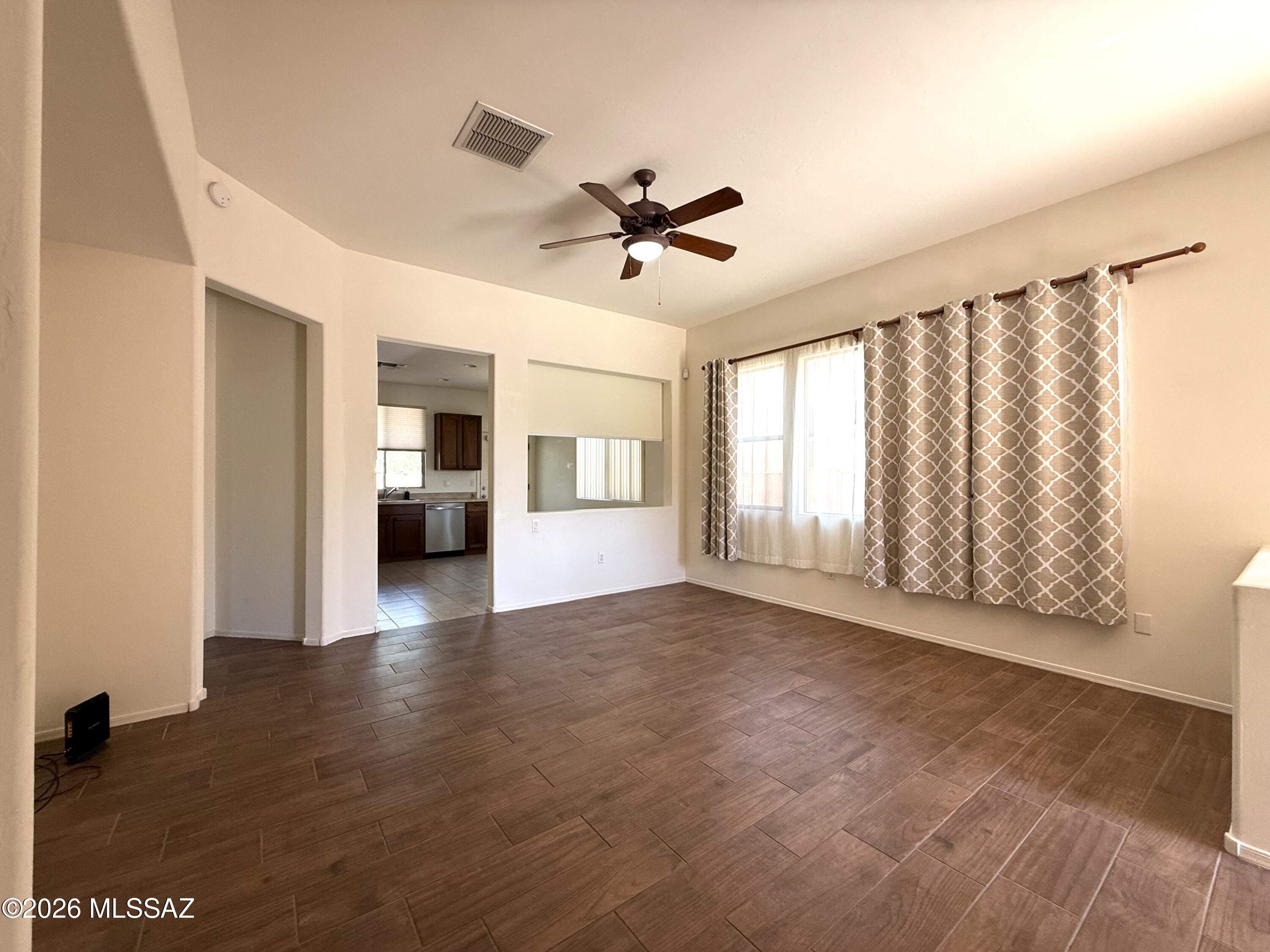Paseo del Rio - Residential