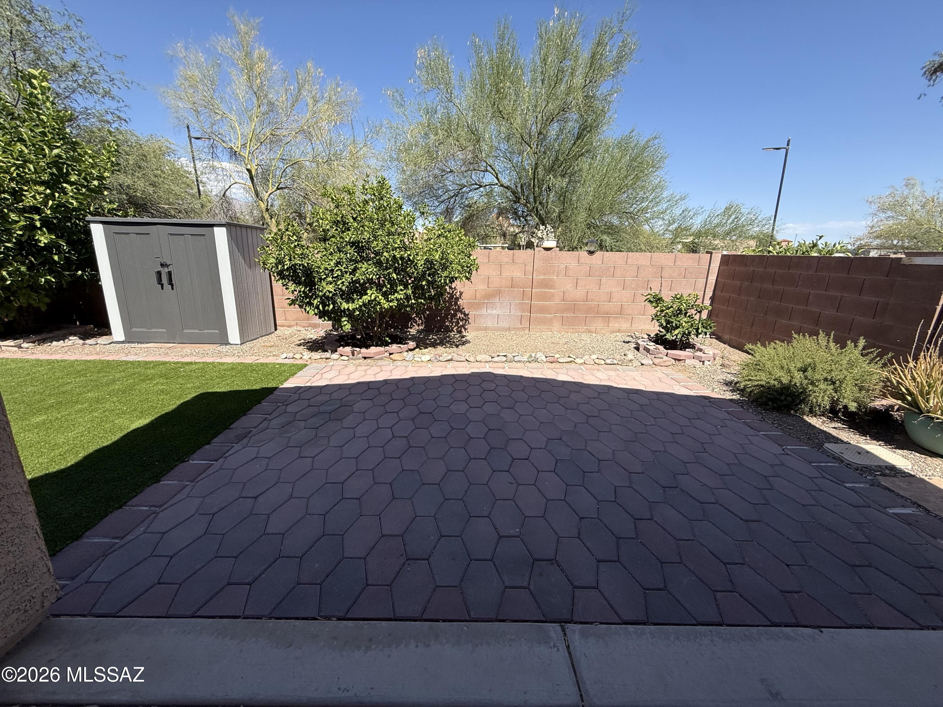 Paseo del Rio - Residential