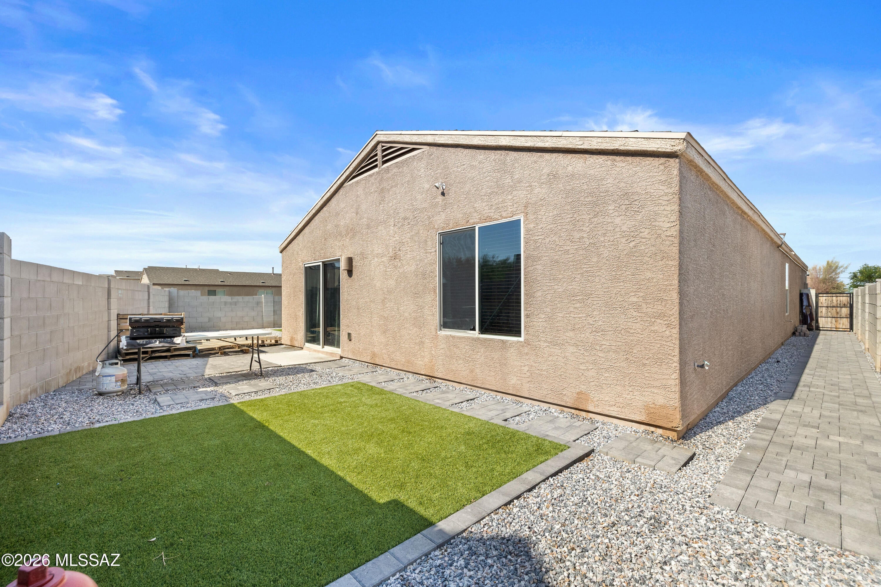 Cantera - Residential