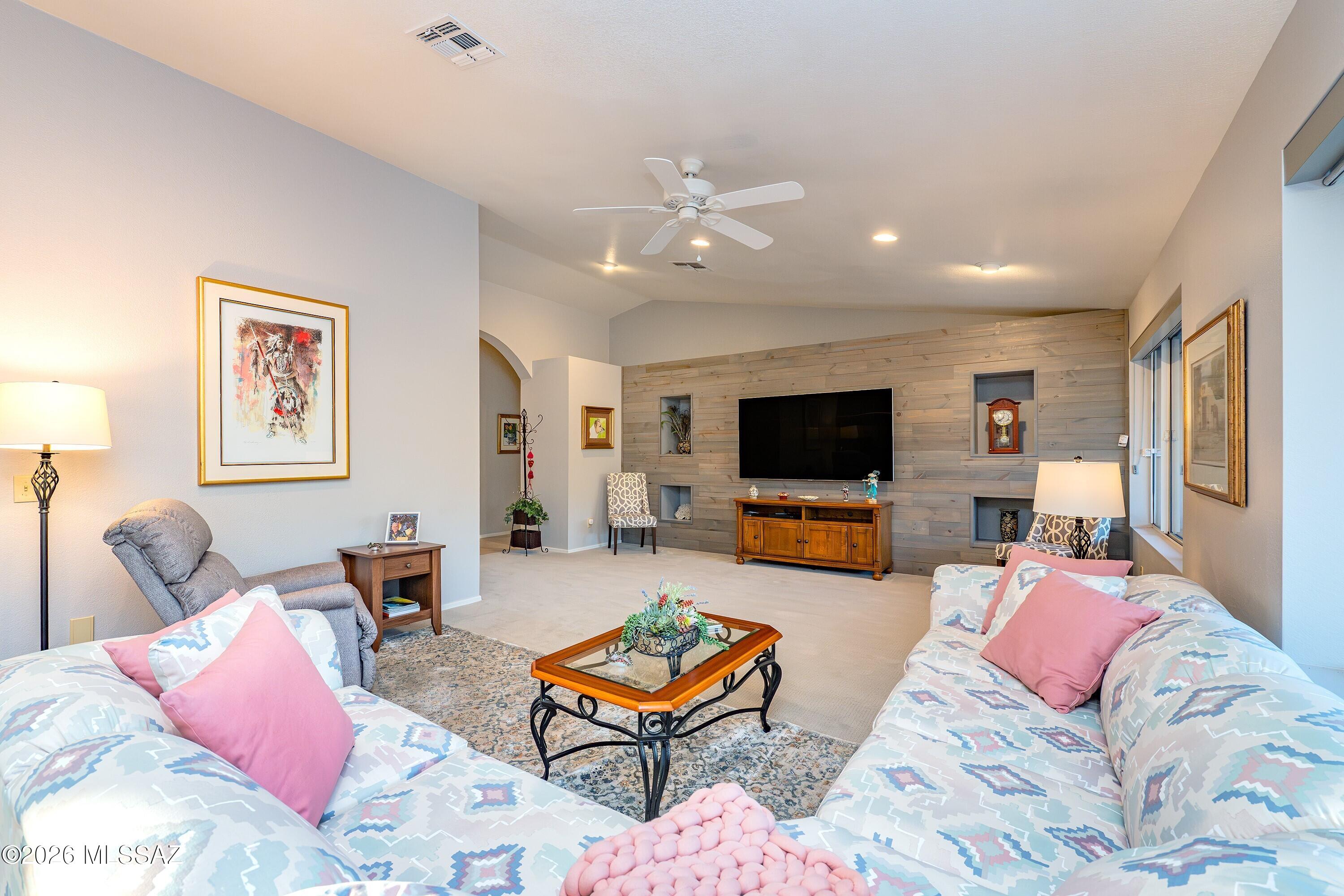 Saddlebrooke - Residential