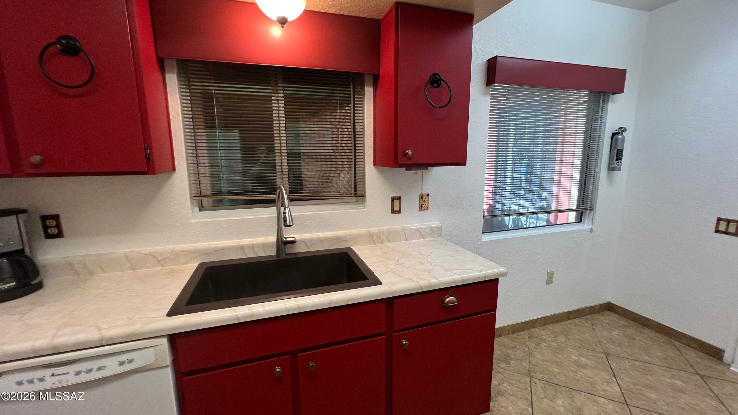 Green Valley Townhouses NO.7 - Residential