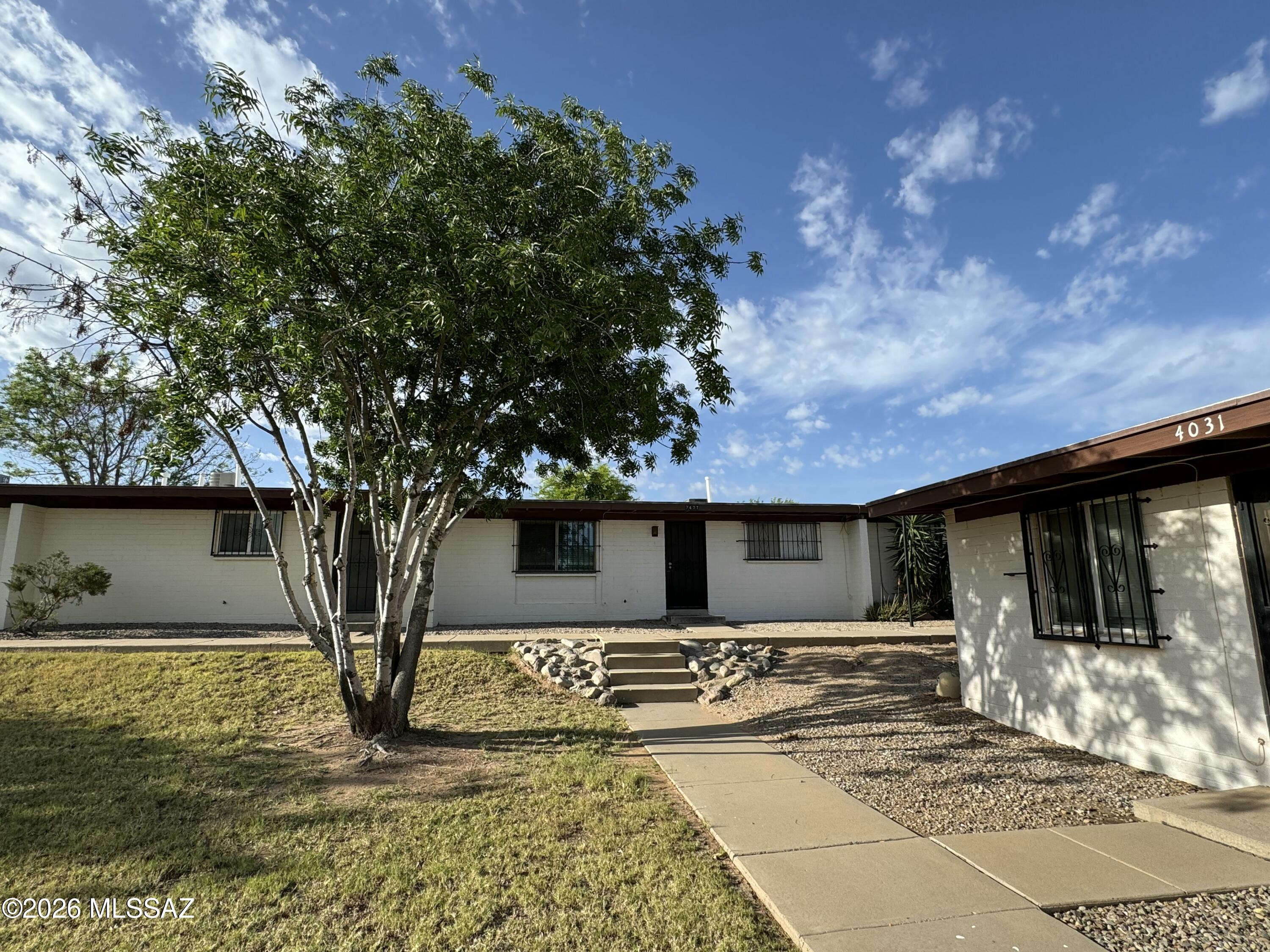 Palm Grove Clusters (186-349, 543) - Residential