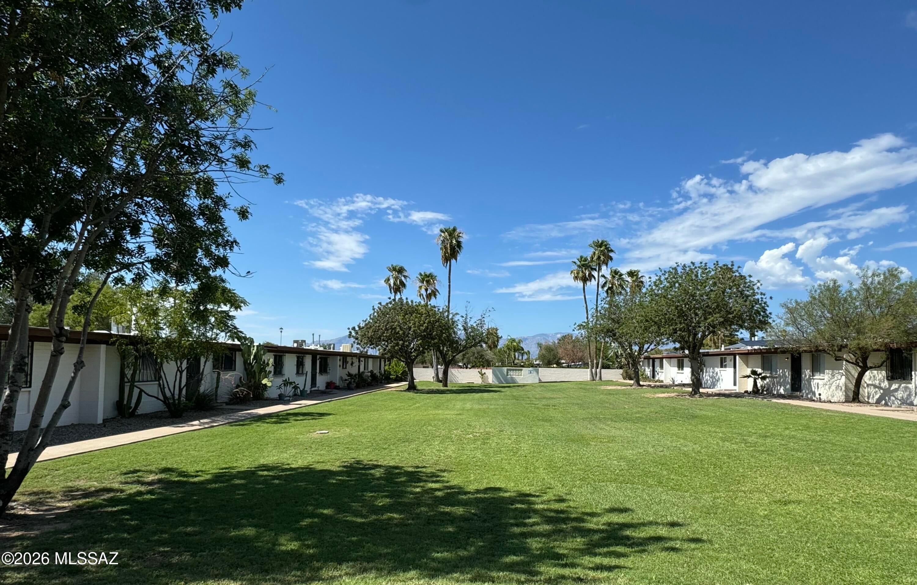 Palm Grove Clusters (186-349, 543) - Residential