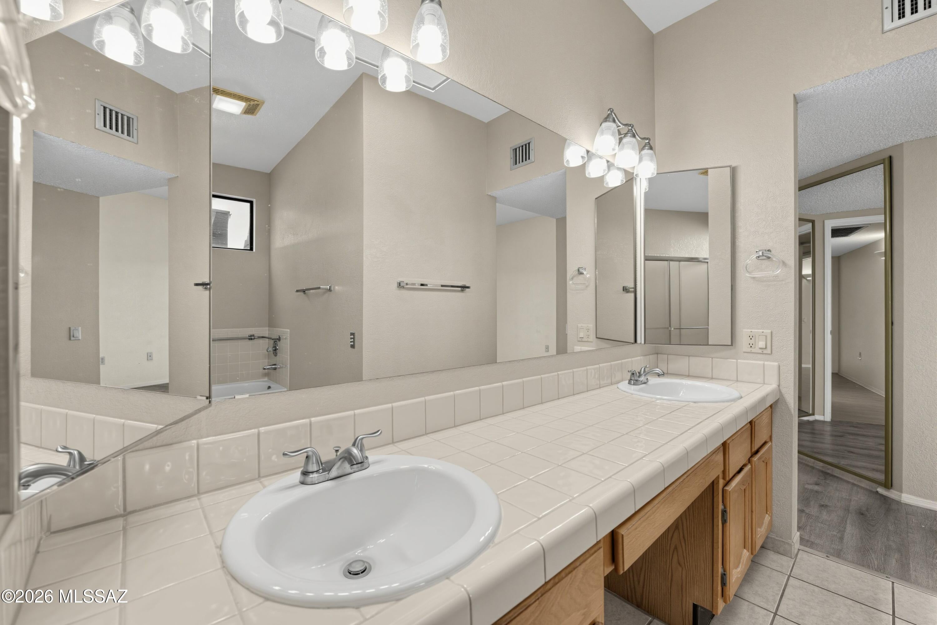 Canoa Estates (1-142) - Residential