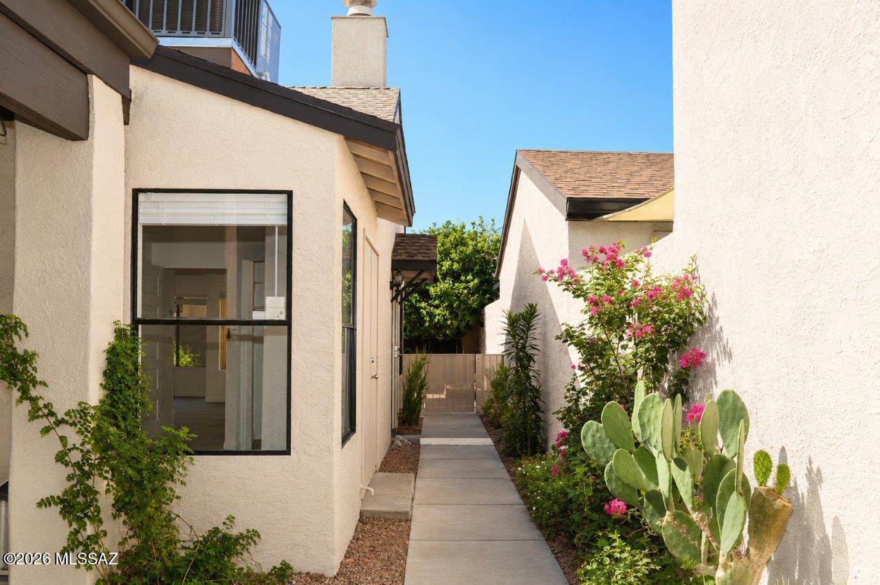Miramonte Townhomes (1-67) - Residential