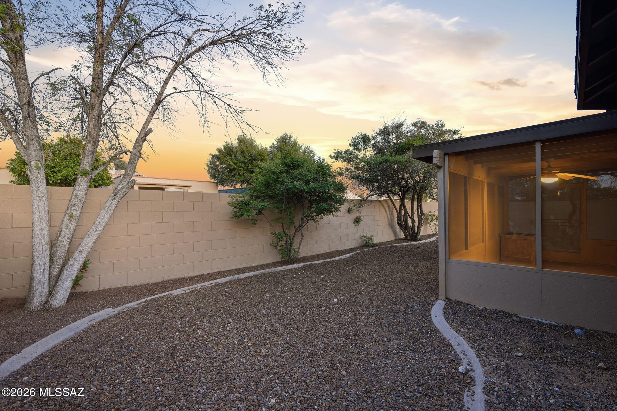 Hacienda Del Oro (1-78) - Residential