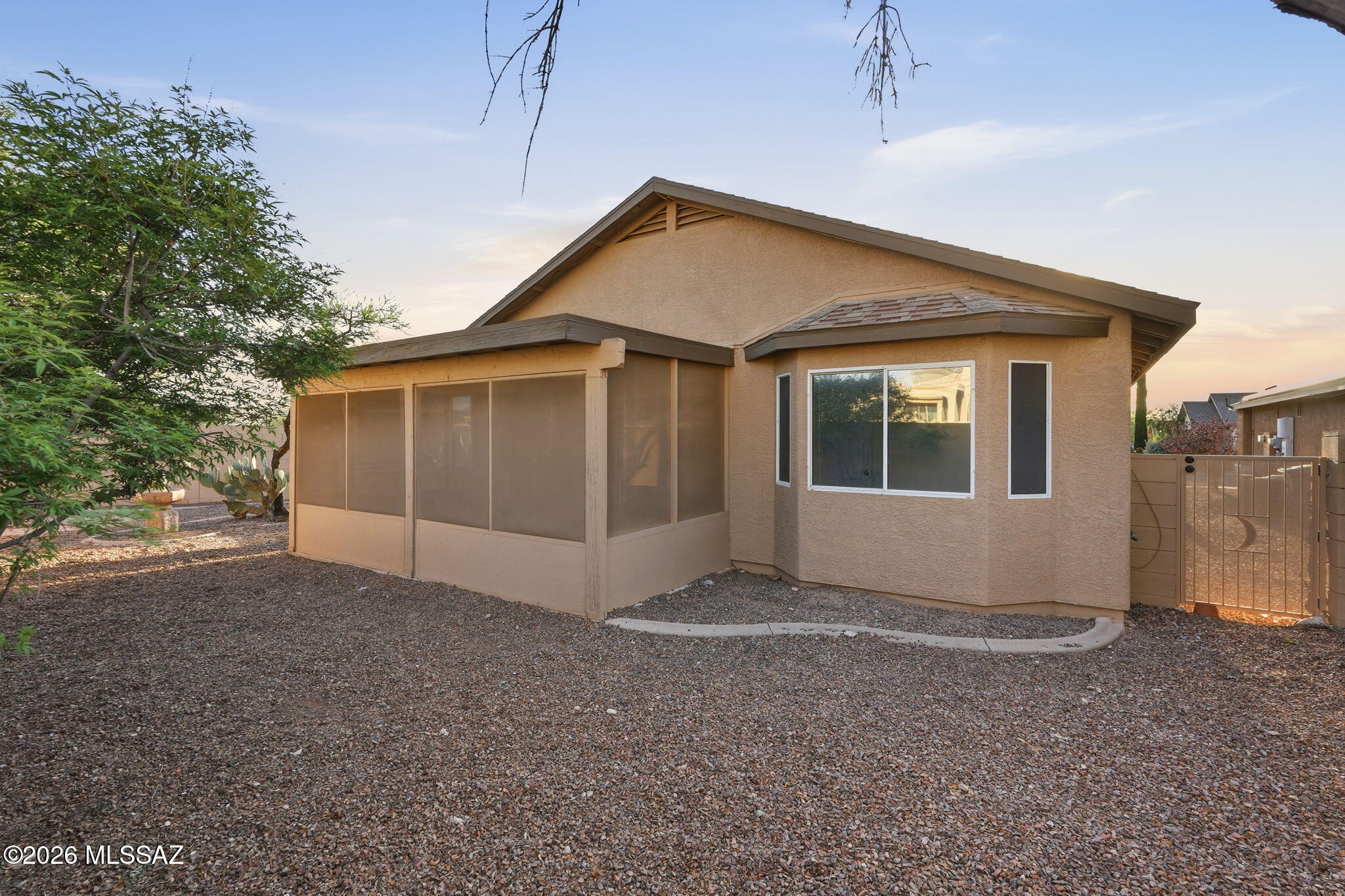 Hacienda Del Oro (1-78) - Residential