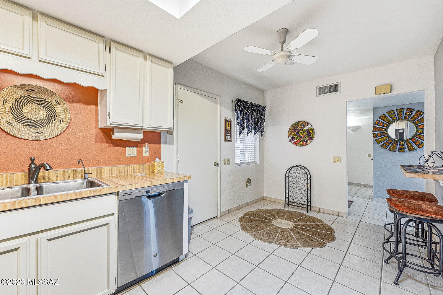 Continental Vistas(1-302) - Residential