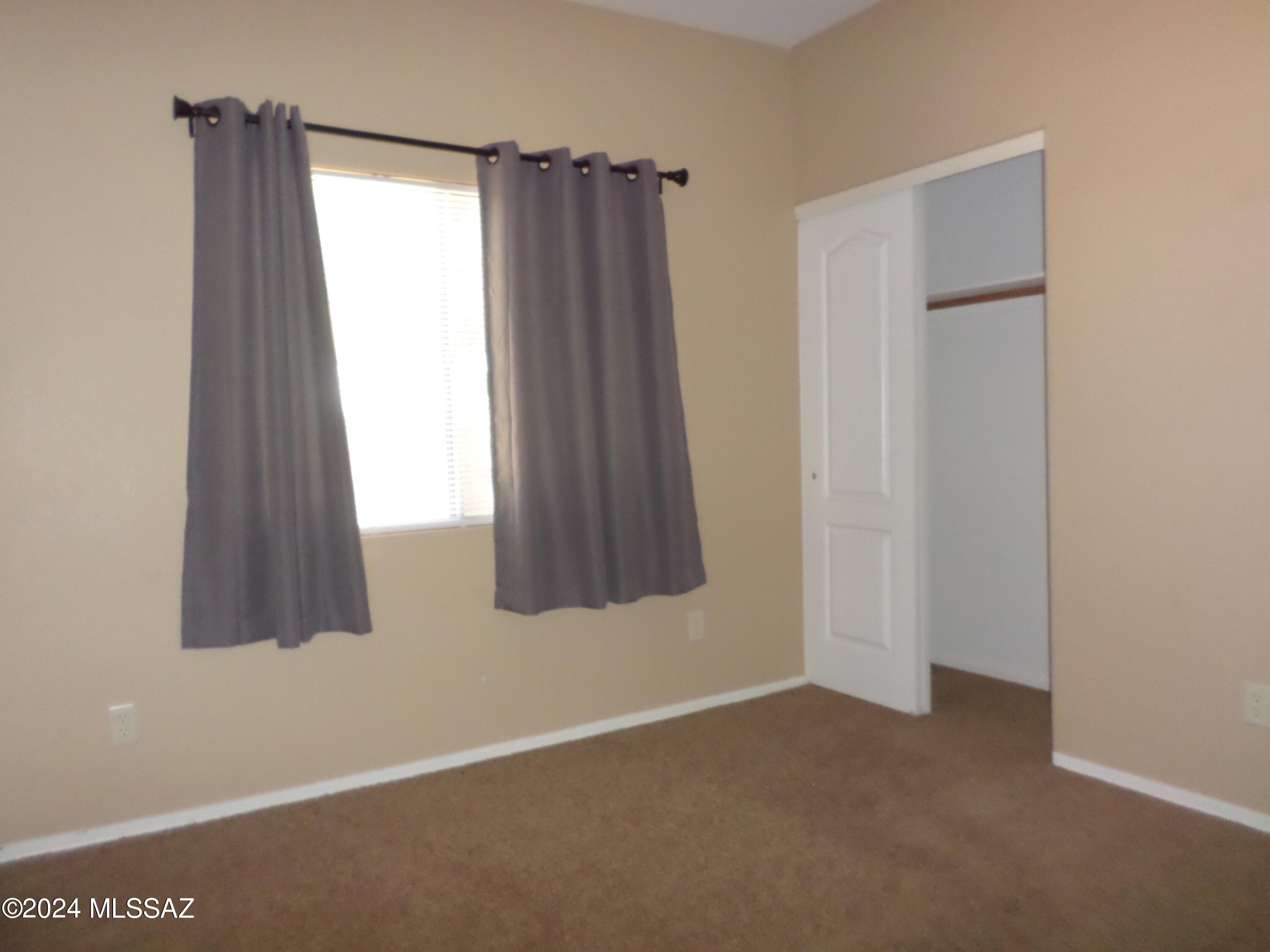 Wilmot Shadows (1-81) - Residential Lease