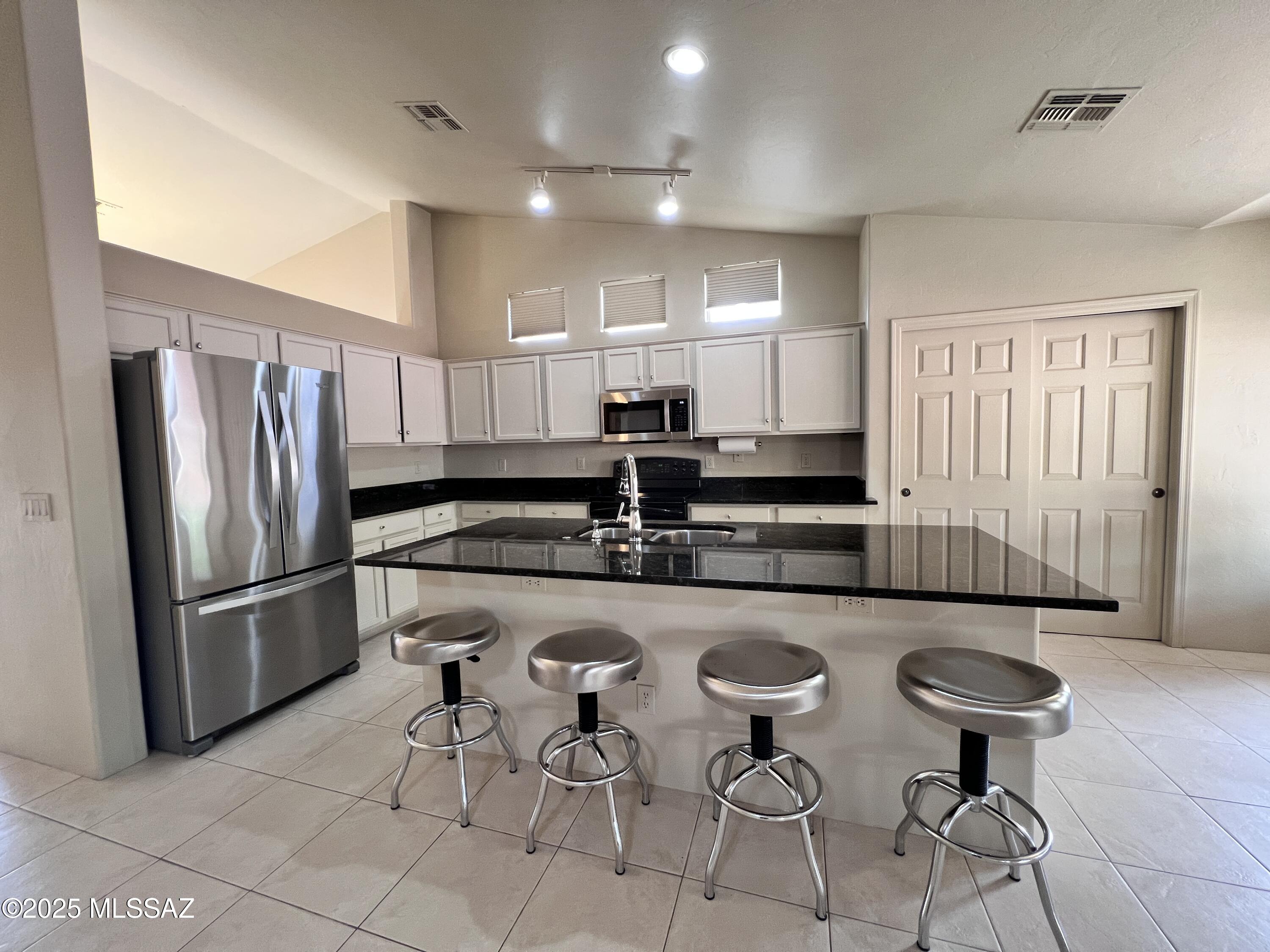 Continental Ranch (1-148) - Residential Lease