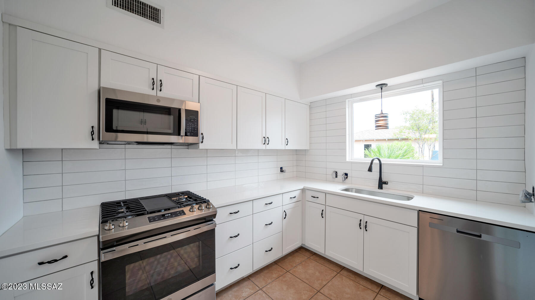 Jefferson Park Addition - Residential Lease