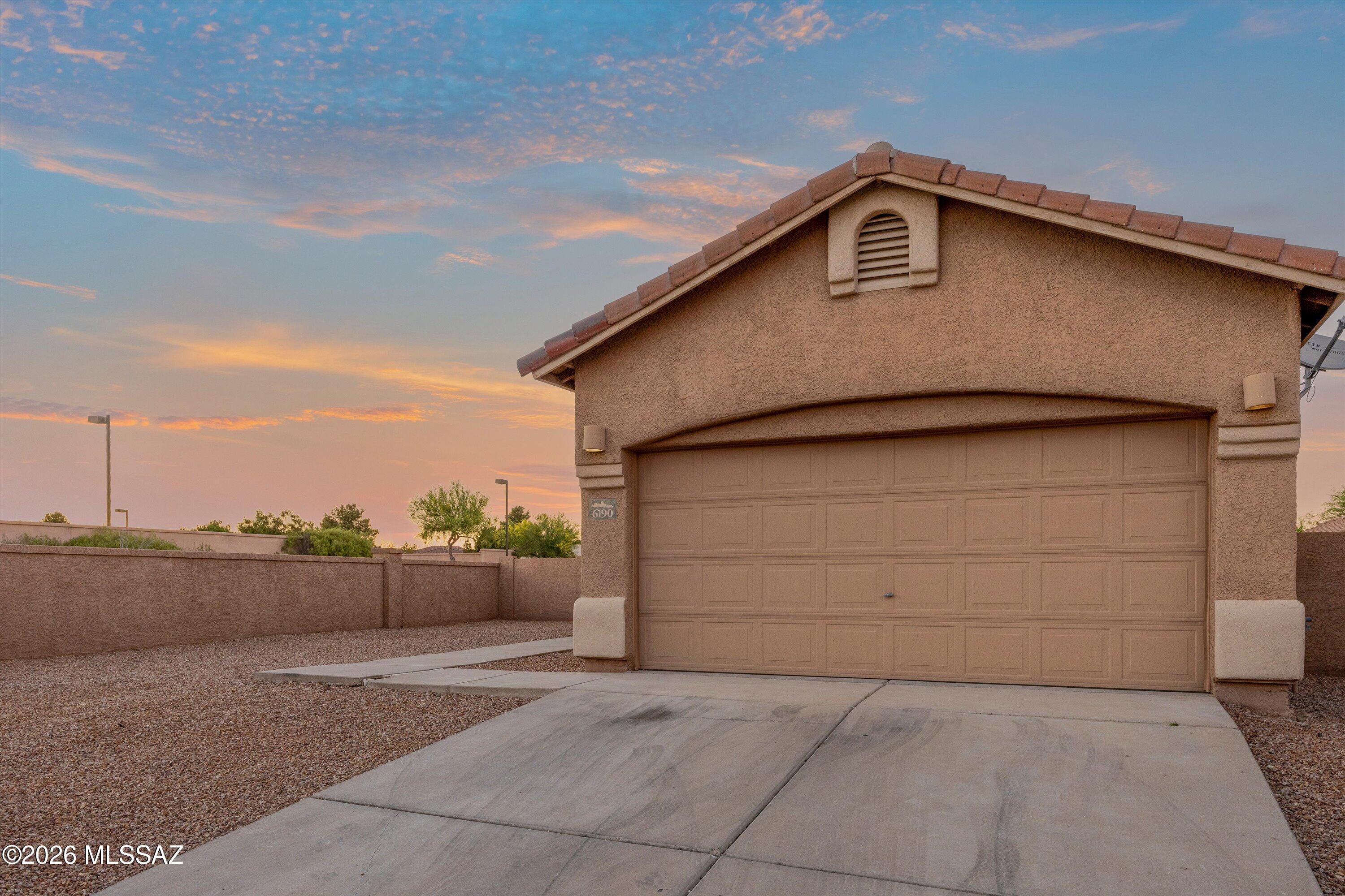 Silverbell Place (1-153) - Residential