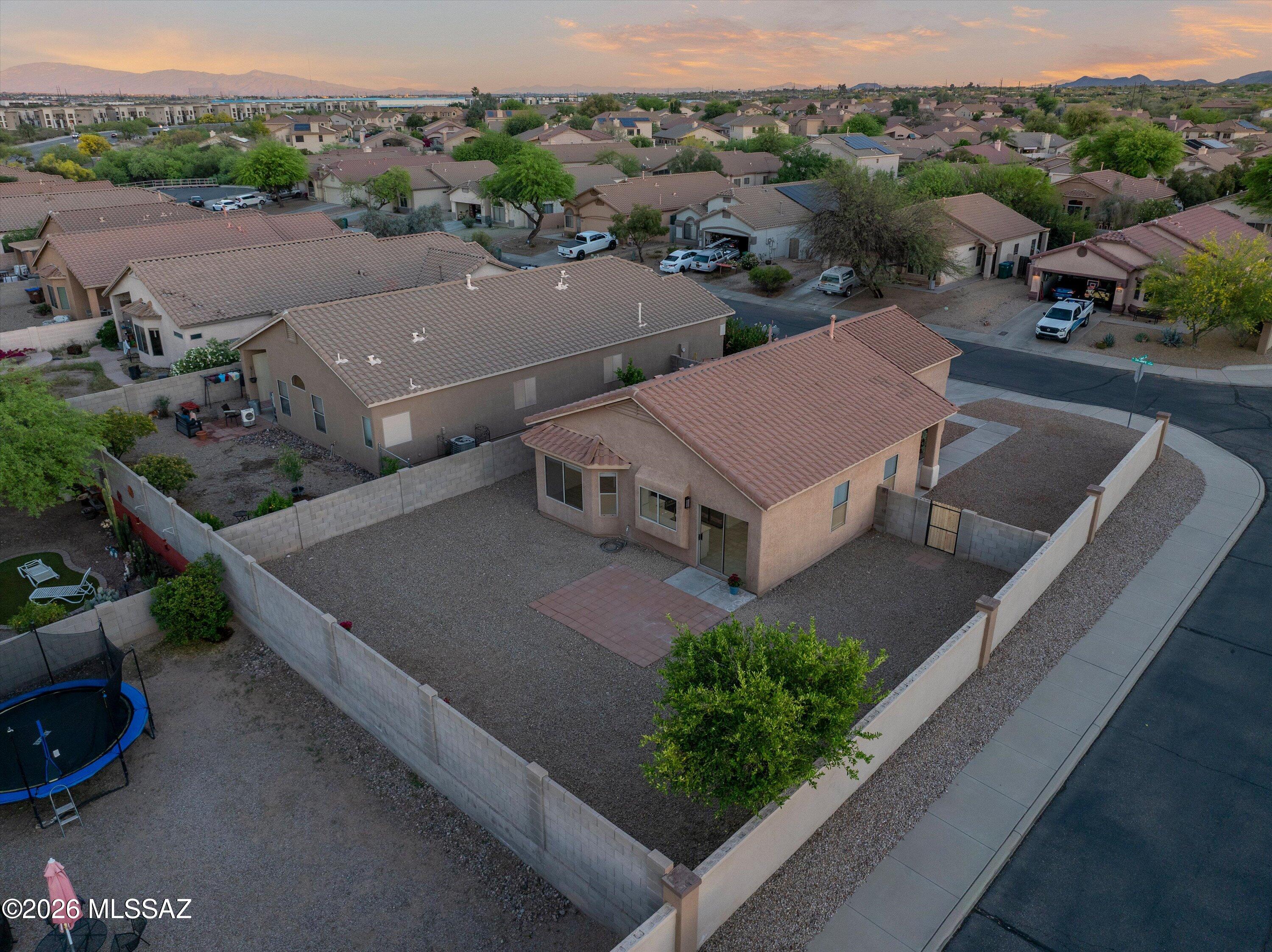 Silverbell Place (1-153) - Residential
