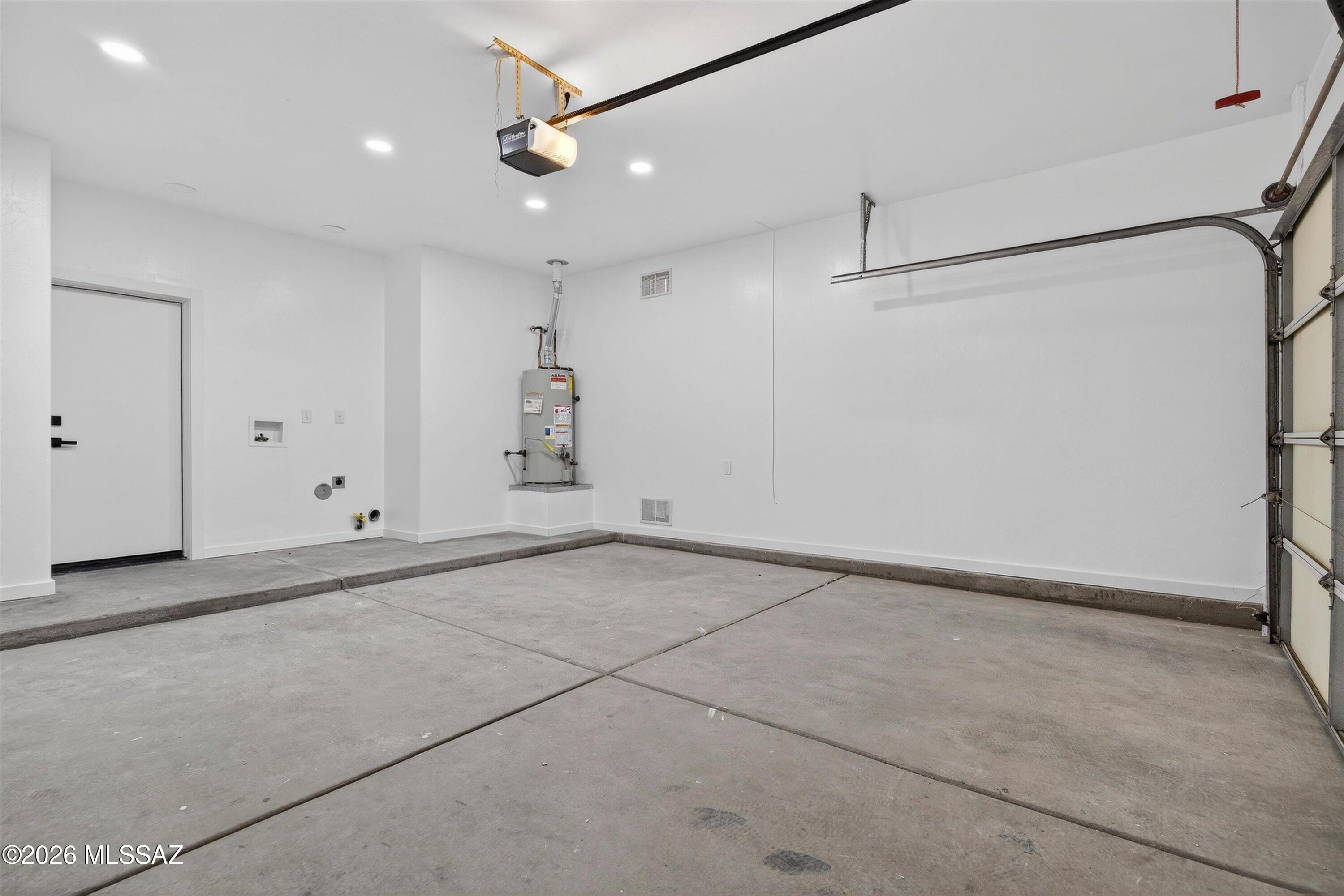 Silverbell Place (1-153) - Residential
