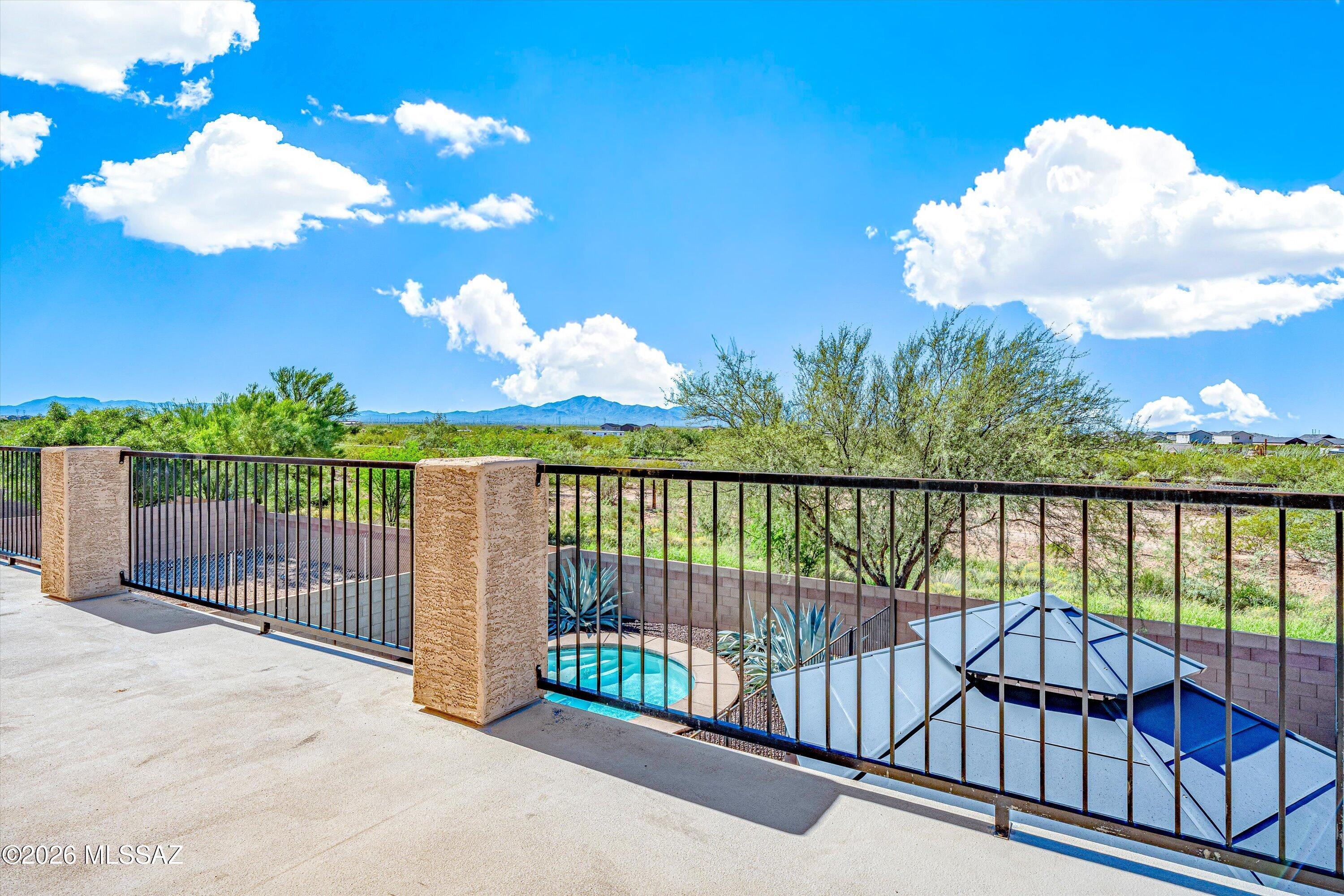 Vista Del Lago - Residential