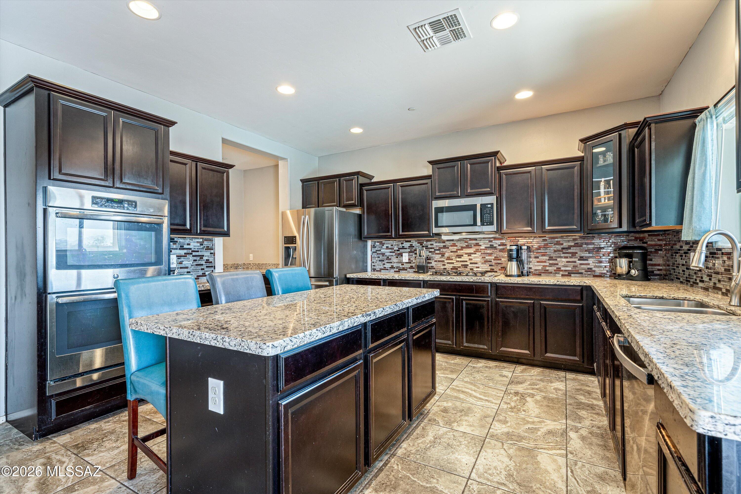 Vista Del Lago - Residential