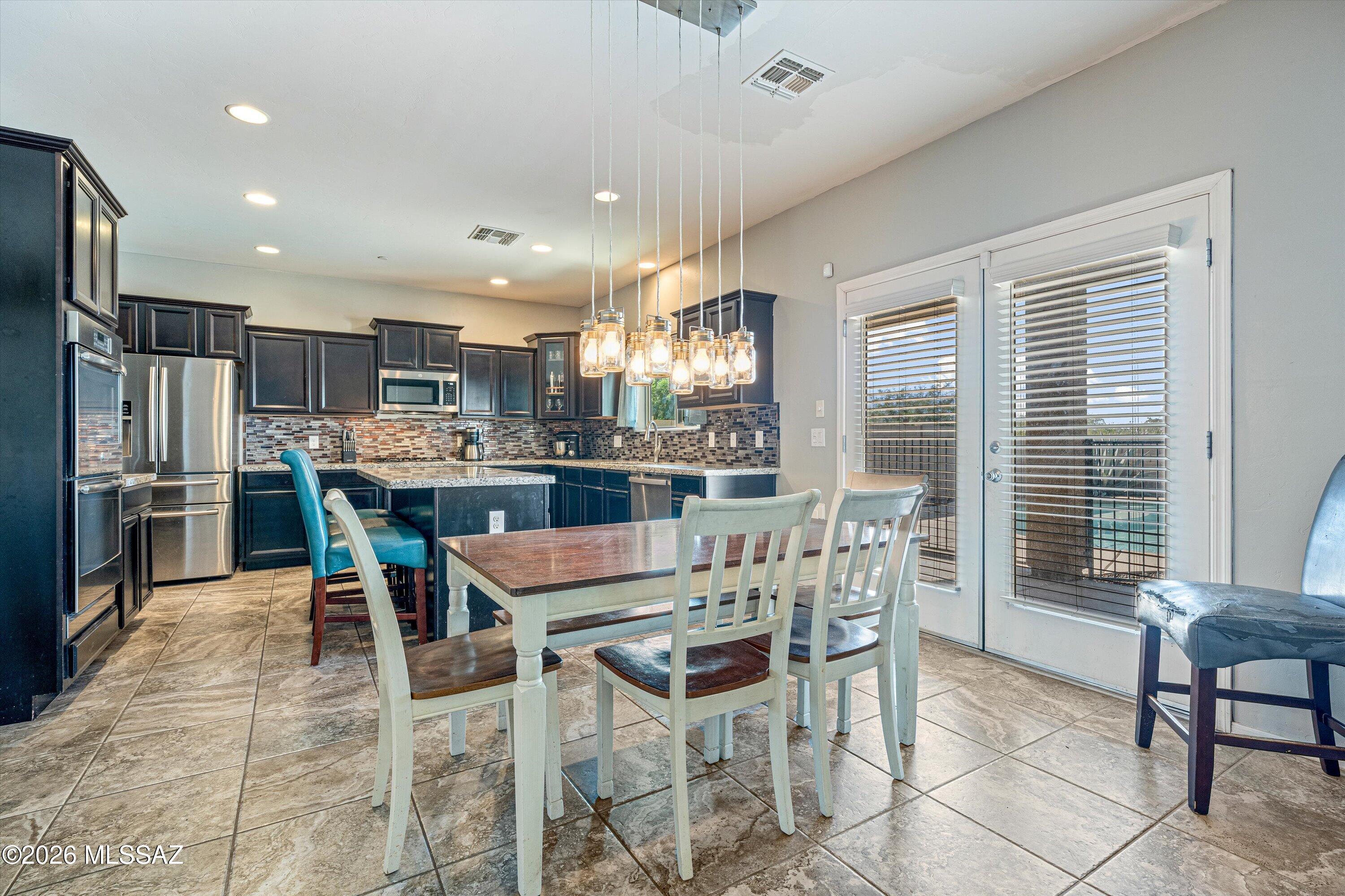 Vista Del Lago - Residential