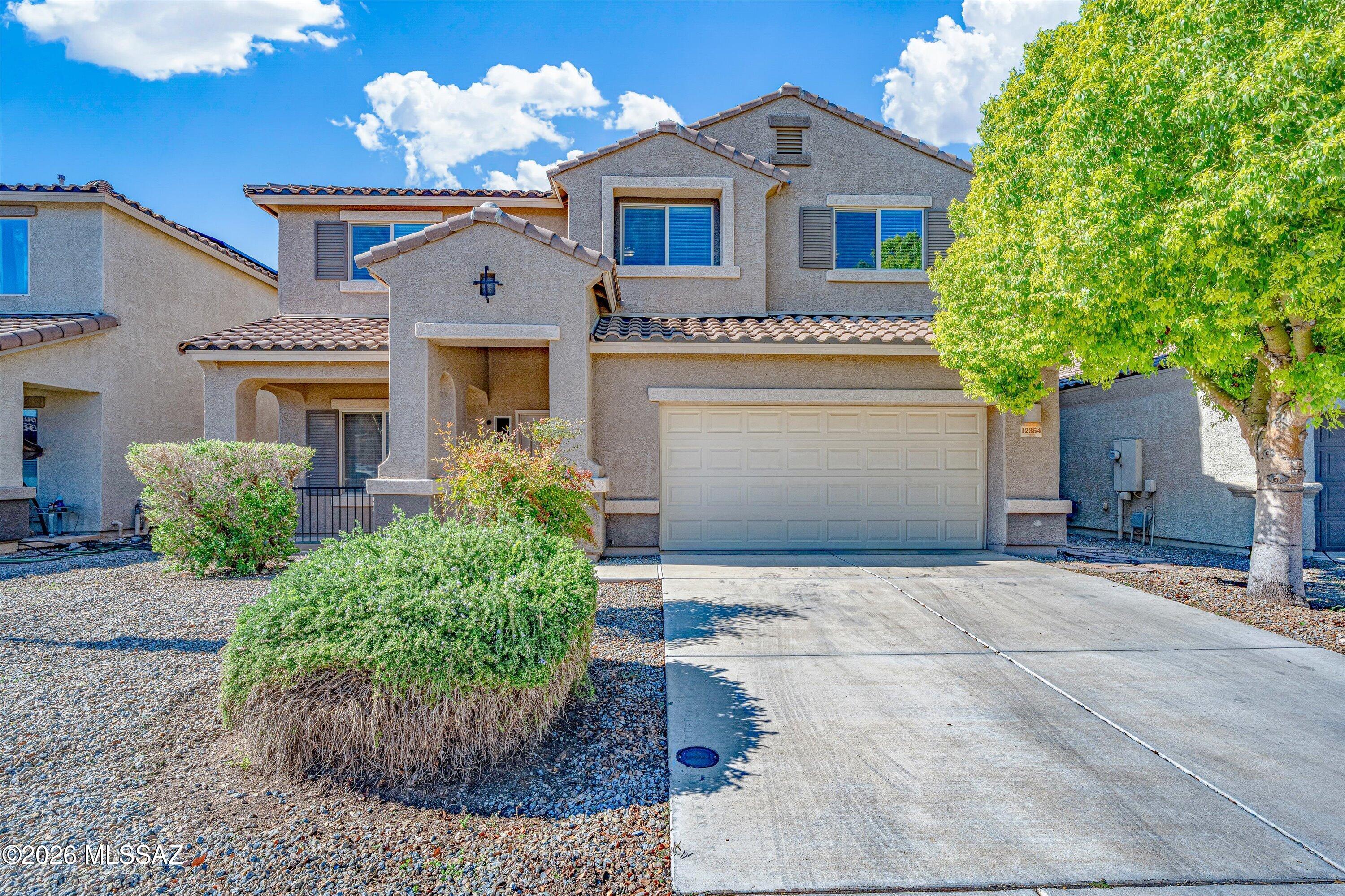 Vista Del Lago - Residential