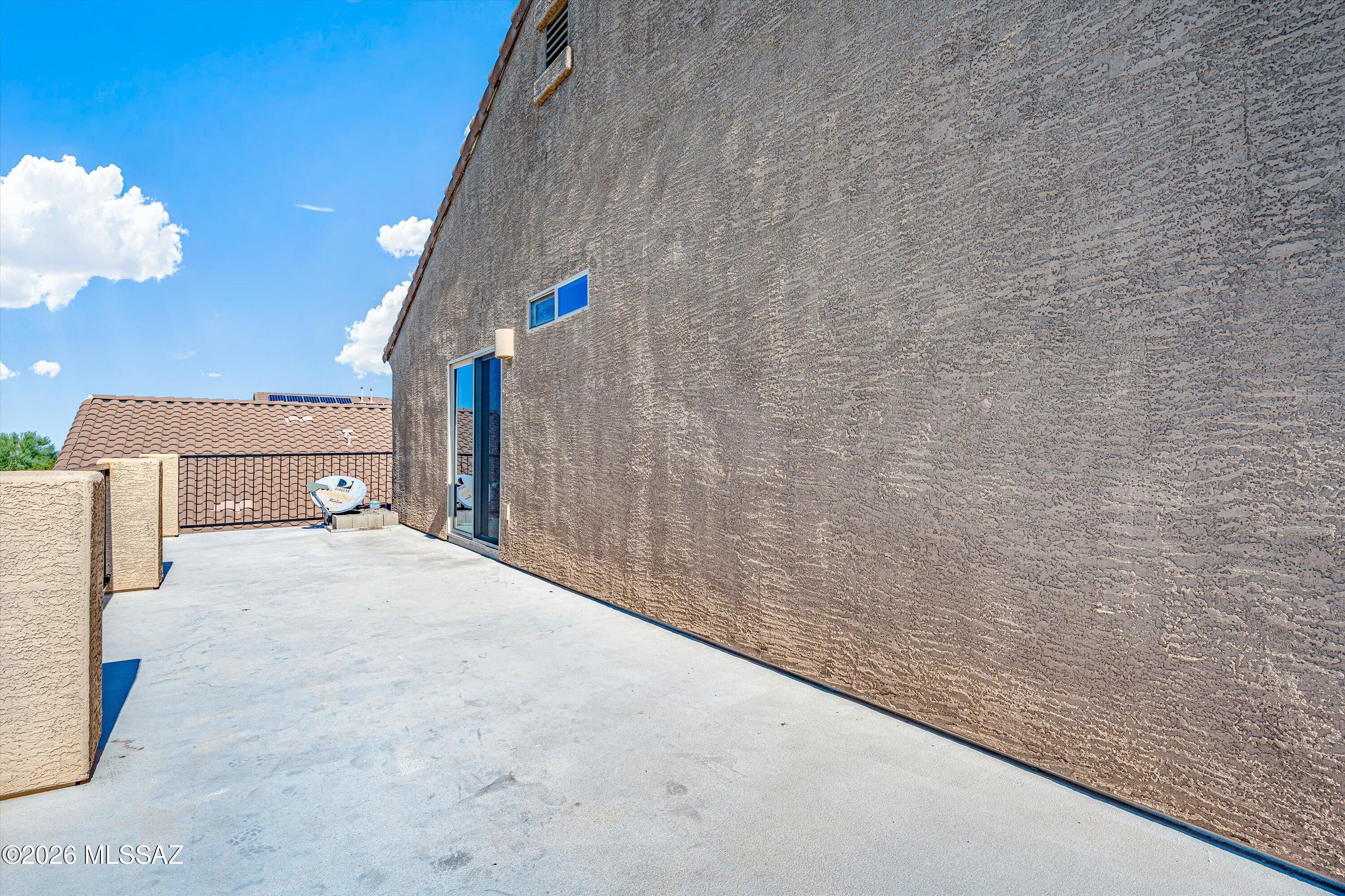 Vista Del Lago - Residential