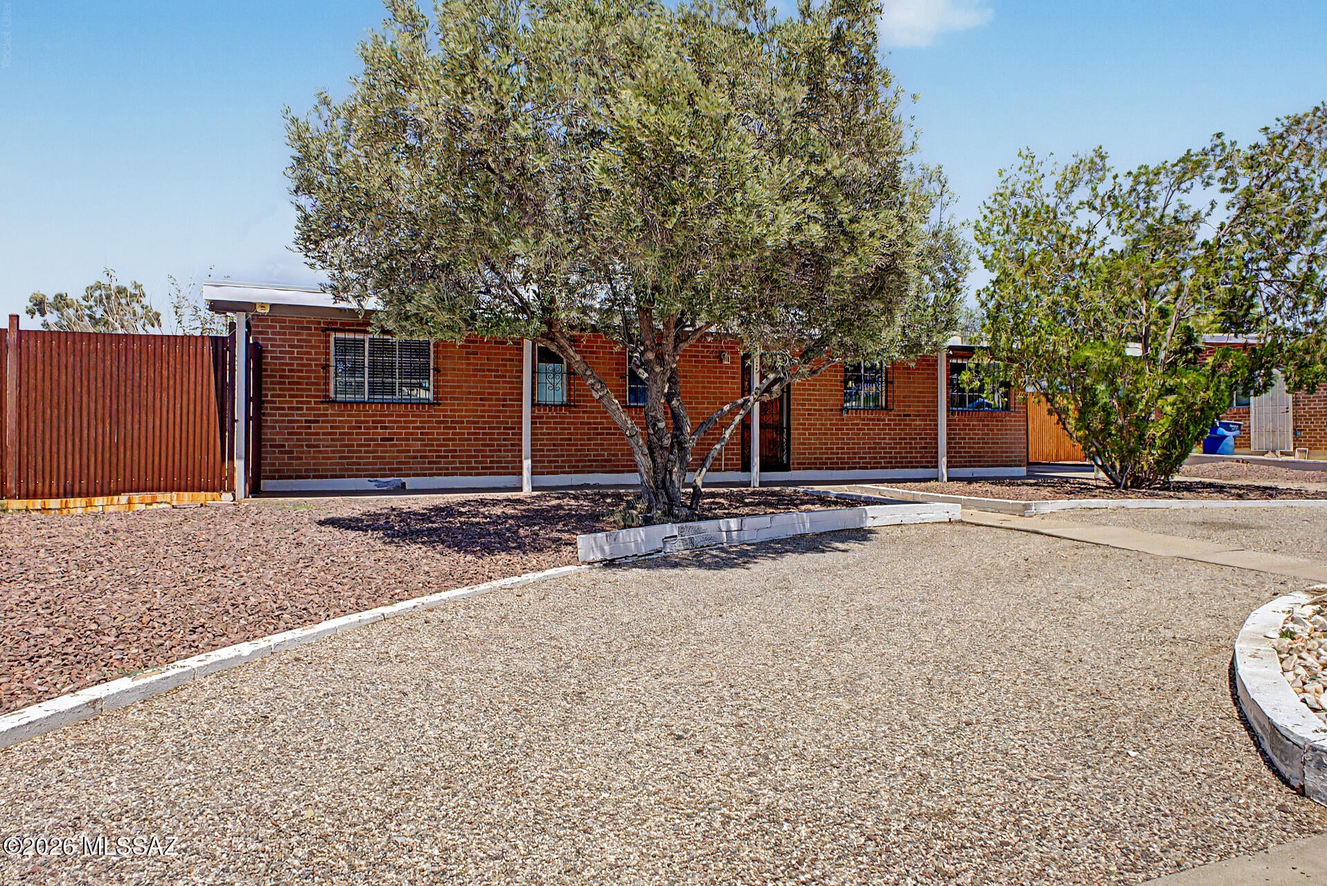 Loma Verde - Residential