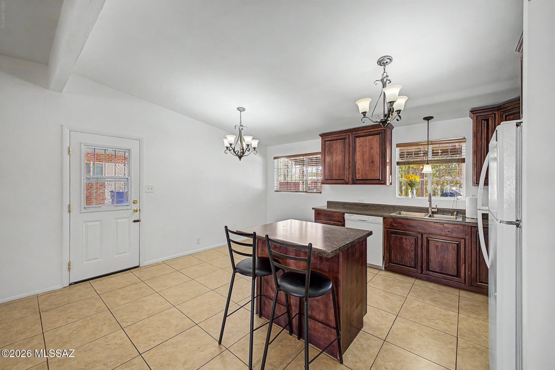 Loma Verde - Residential
