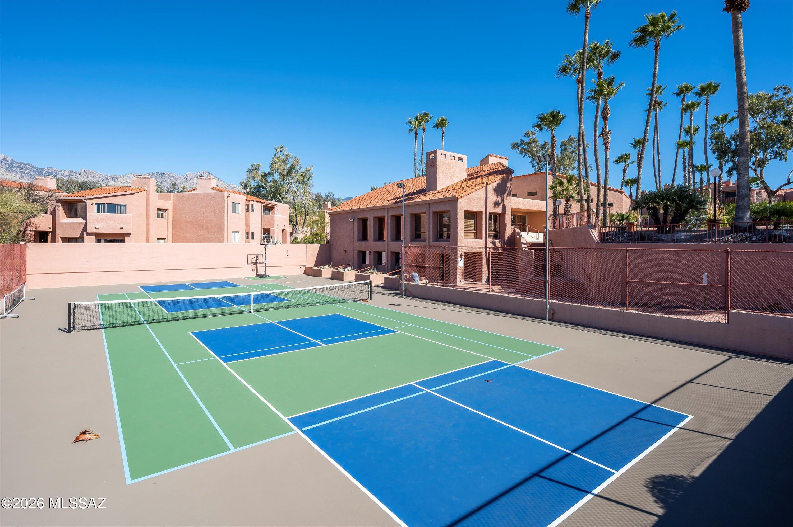 Ventana Vista Condominiums - Residential