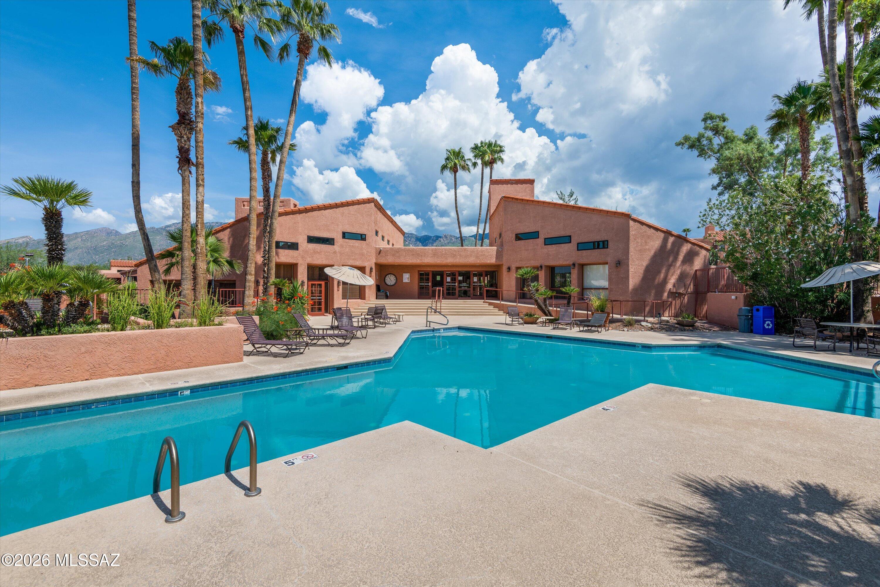 Ventana Vista Condominiums - Residential