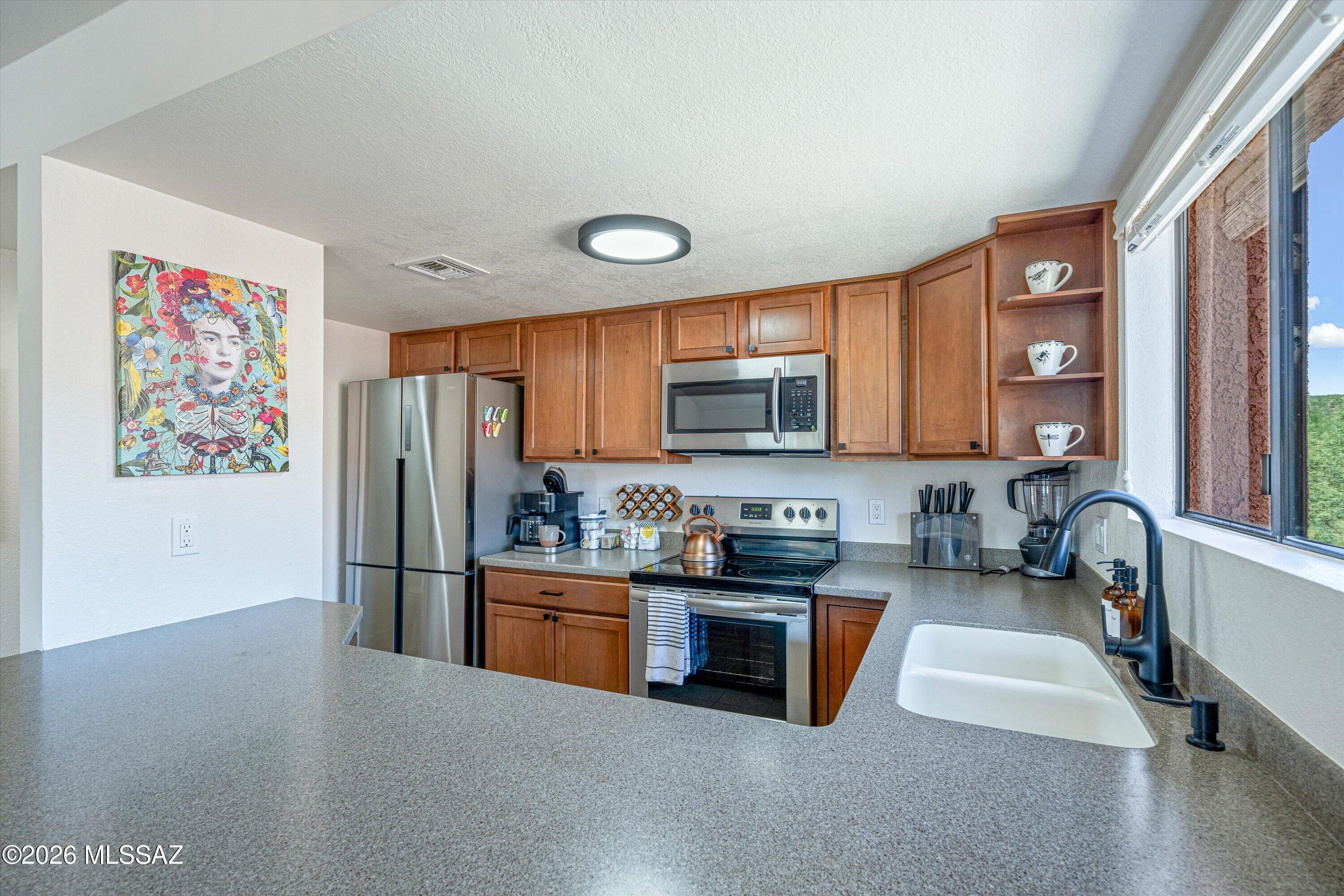 Ventana Vista Condominiums - Residential